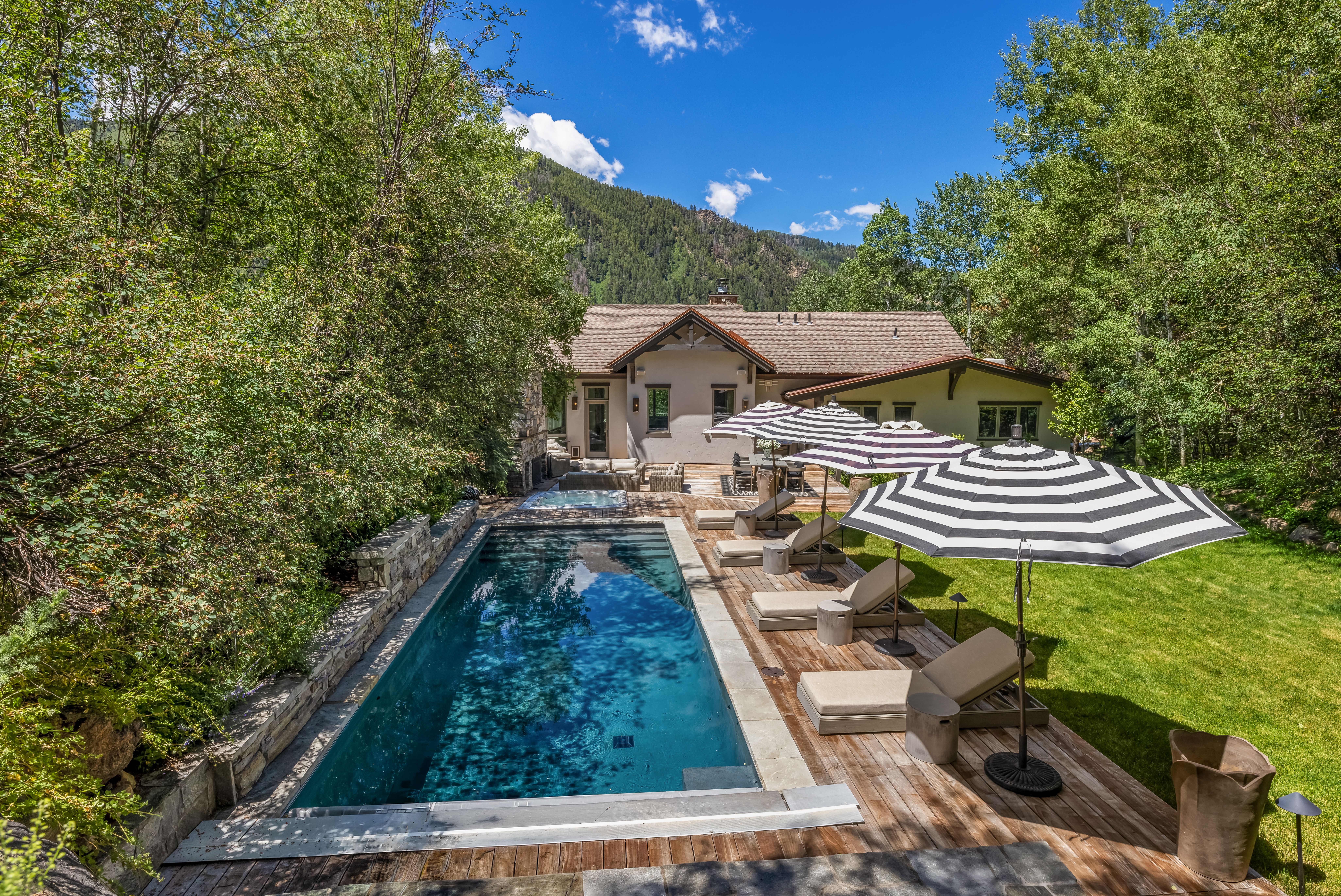  Mountain Chic Residence - 物件實景