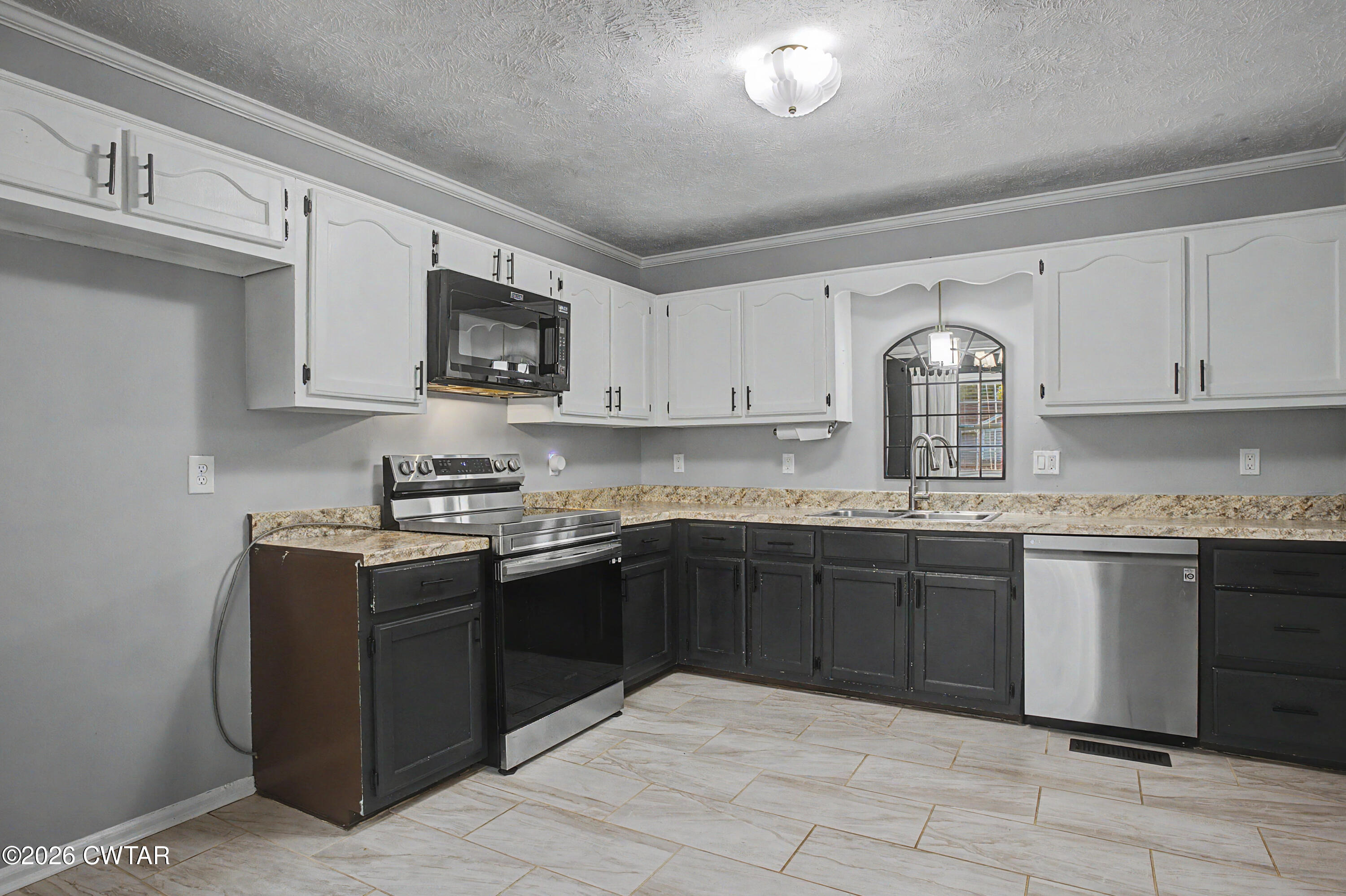Cottondale Dr, Brownsville, TN 38012