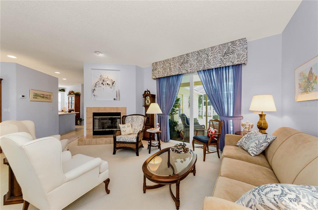 Dunedin, Florida, 34698, United States, 4 Bedrooms Bedrooms, ,2 BathroomsBathrooms,Residential,For Sale,1848616