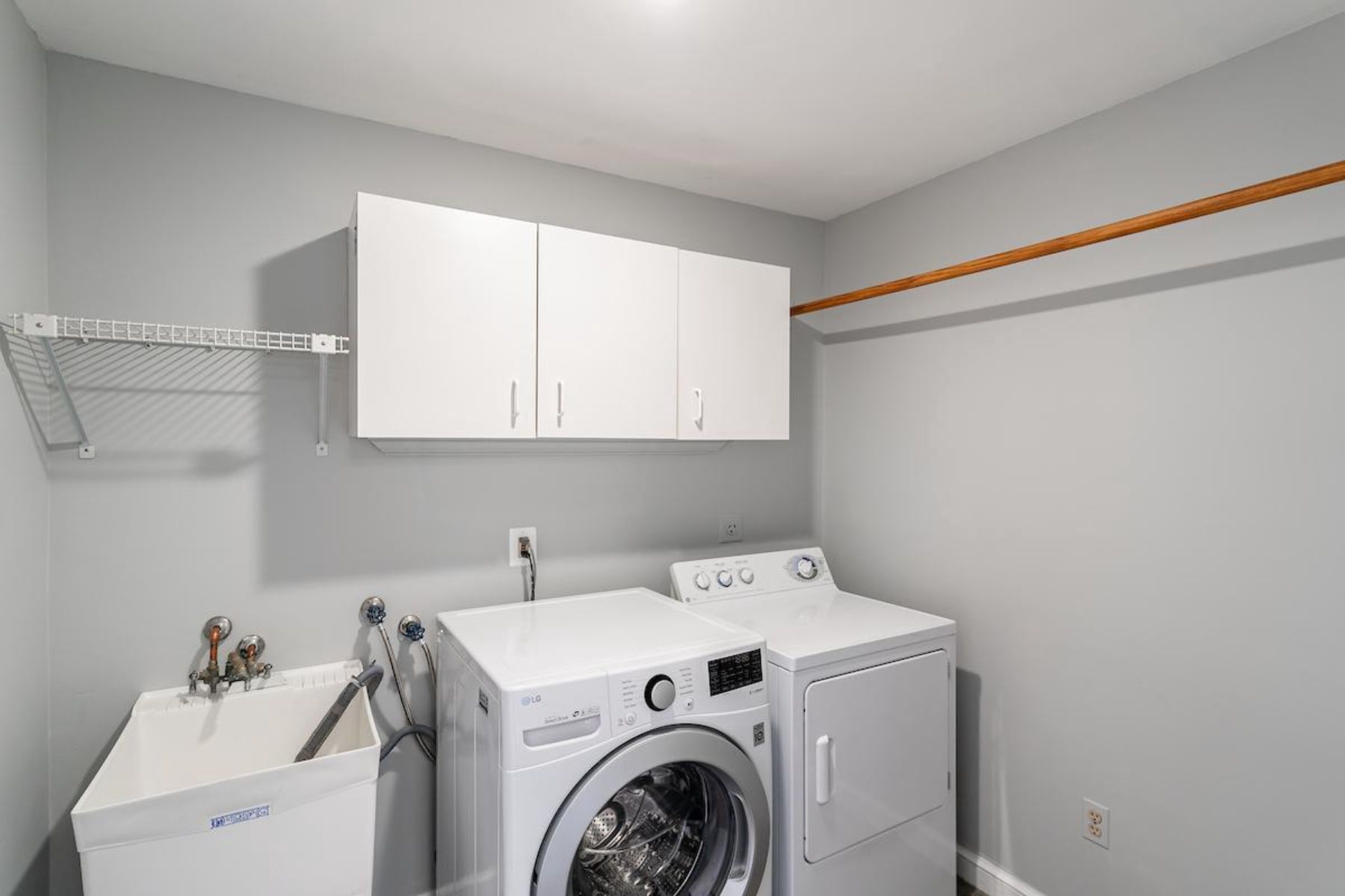  7348 Lewinsville Square Place, Mclean, VA, 22101 - 物件實景