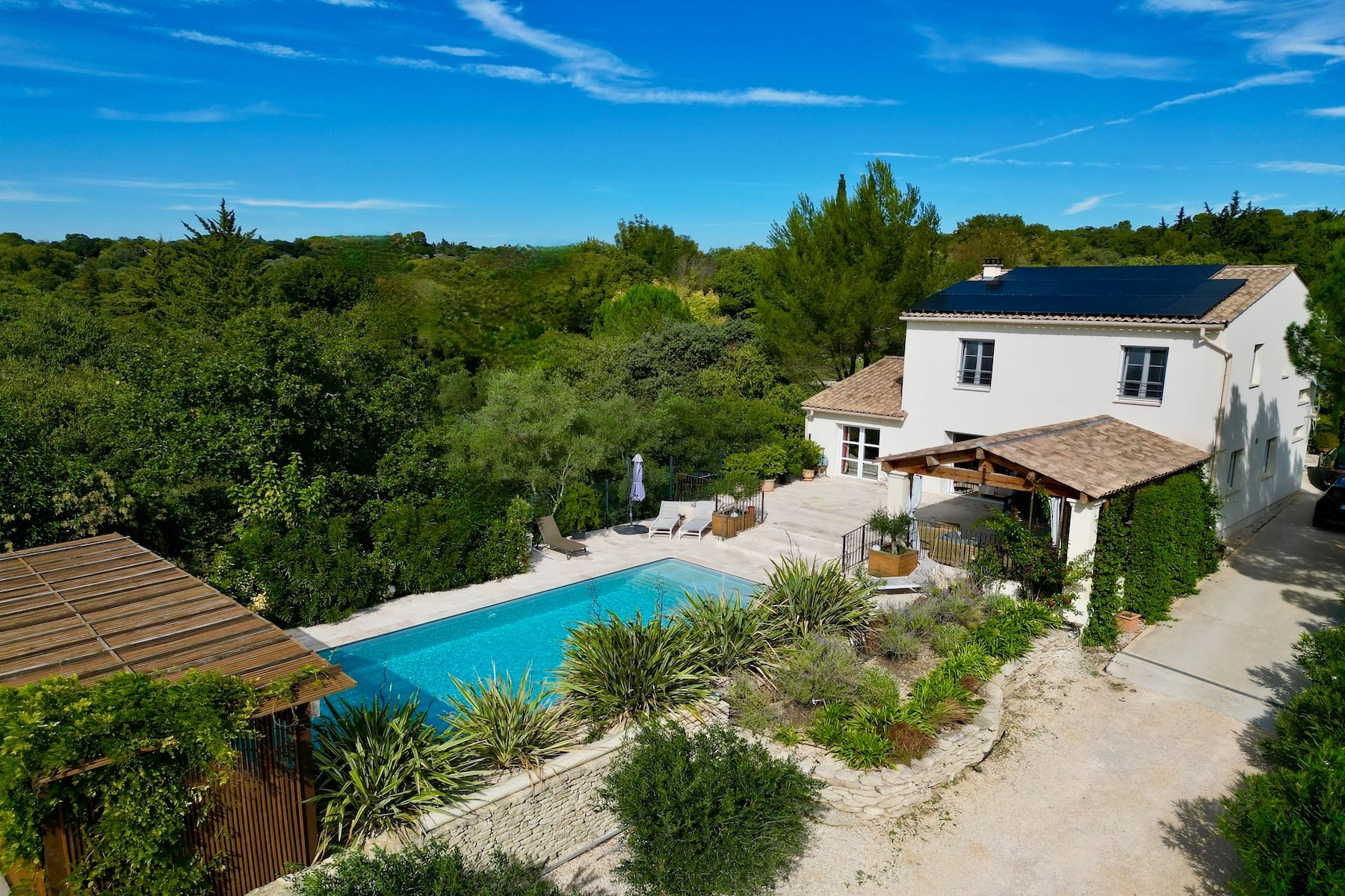  Close to the center of Uzes, Beautiful Contemporary Villa - 物件實景