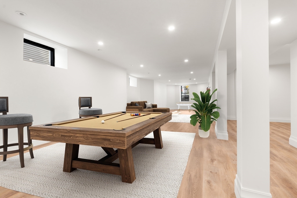 Somerville, Massachusetts, 02144, United States, 4 Bedrooms Bedrooms, ,5 BathroomsBathrooms,Residential,For Sale,1991480