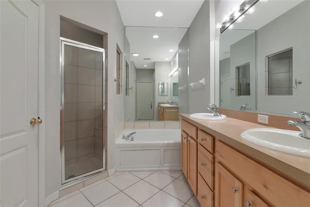 Lakewood Ranch, Florida, 34202, United States, 3 Bedrooms Bedrooms, ,2 BathroomsBathrooms,Residential,For Sale,1720729