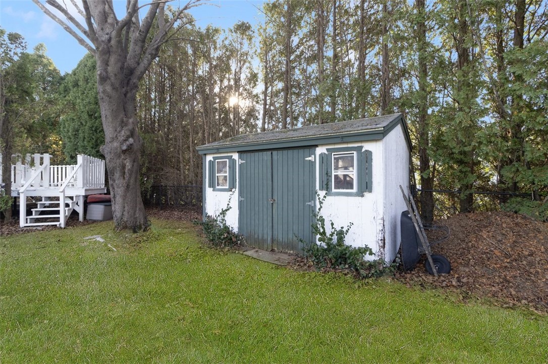 Cranston, Rhode Island, 02921, United States, 3 Bedrooms Bedrooms, ,2 BathroomsBathrooms,Residential,For Sale,1996913