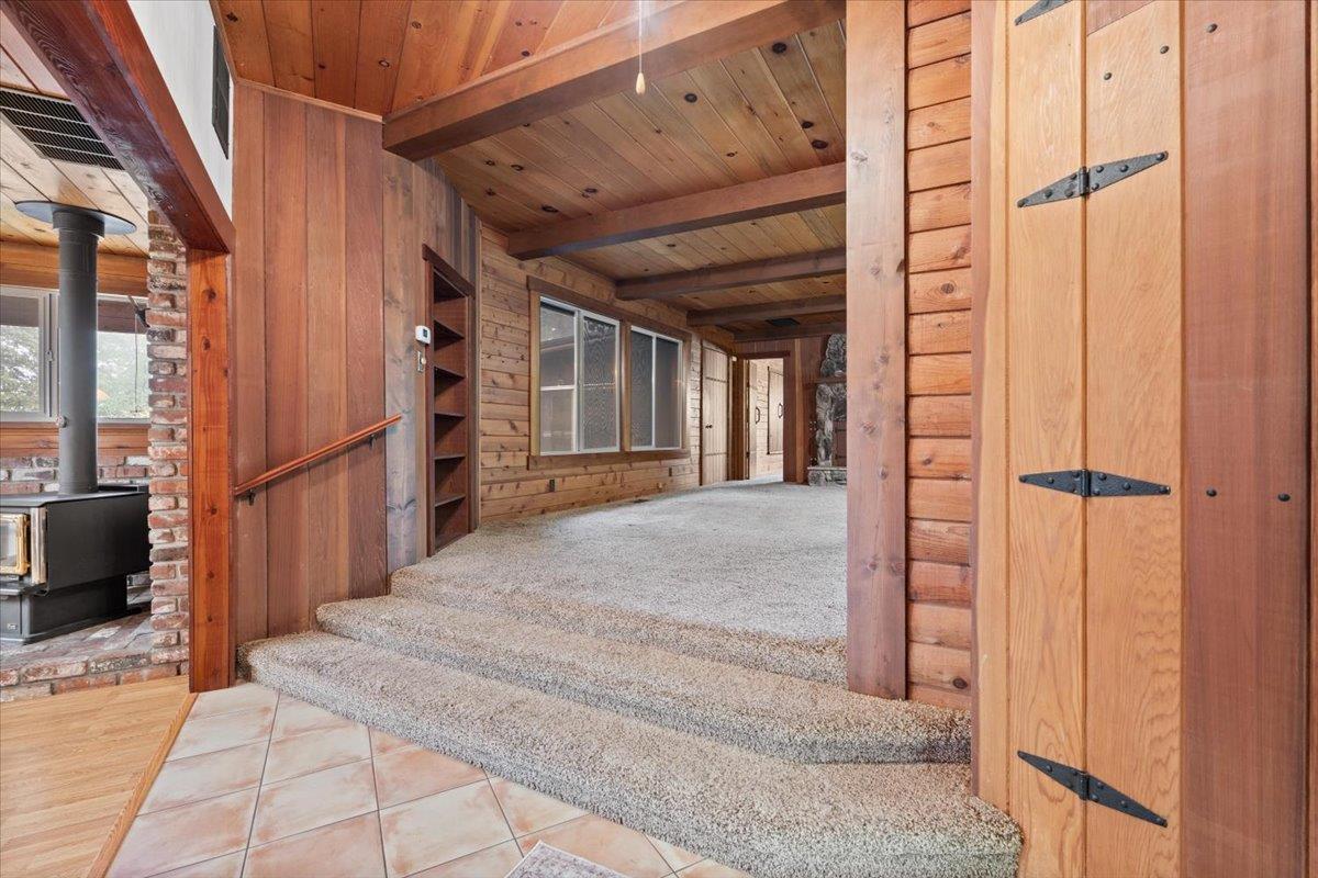 Grass Valley, California, 95945, United States, 3 Bedrooms Bedrooms, ,2 BathroomsBathrooms,Residential,For Sale,1974431