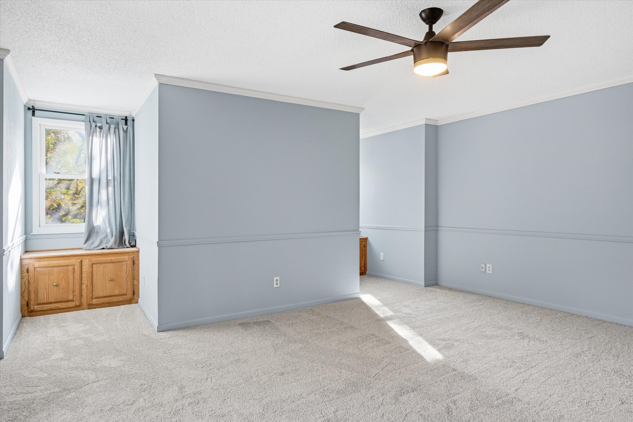 Wills Point, Texas, 75169, United States, 4 Bedrooms Bedrooms, ,4 BathroomsBathrooms,Residential,For Sale,1996475