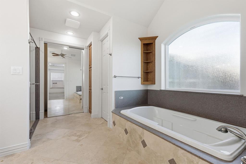 Shady Shores, Texas, 76208, United States, 3 Bedrooms Bedrooms, ,3 BathroomsBathrooms,Residential,For Sale,2011707