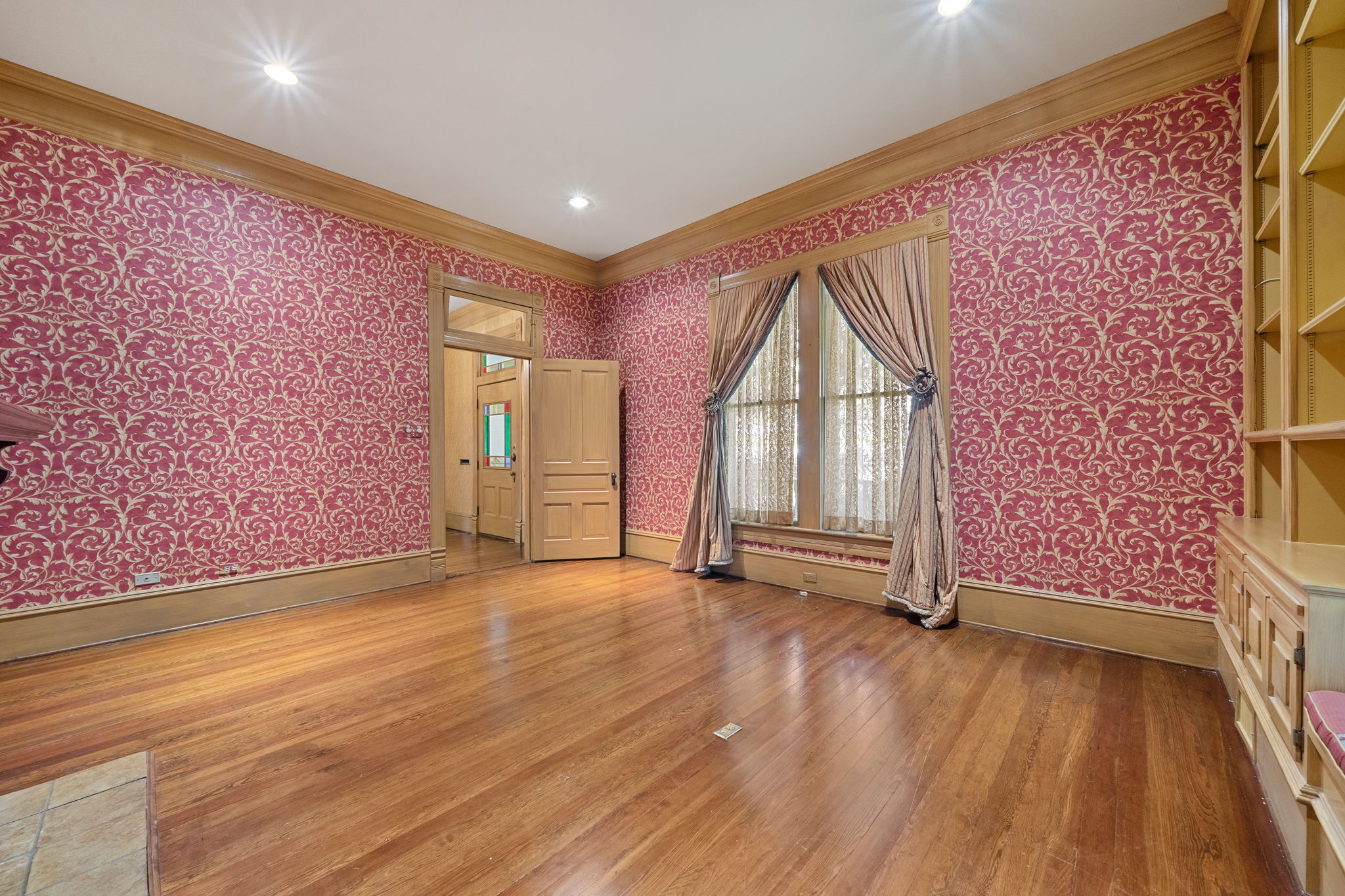 San Marcos, Texas, 78666, United States, 3 Bedrooms Bedrooms, ,4 BathroomsBathrooms,Residential,For Sale,1981922