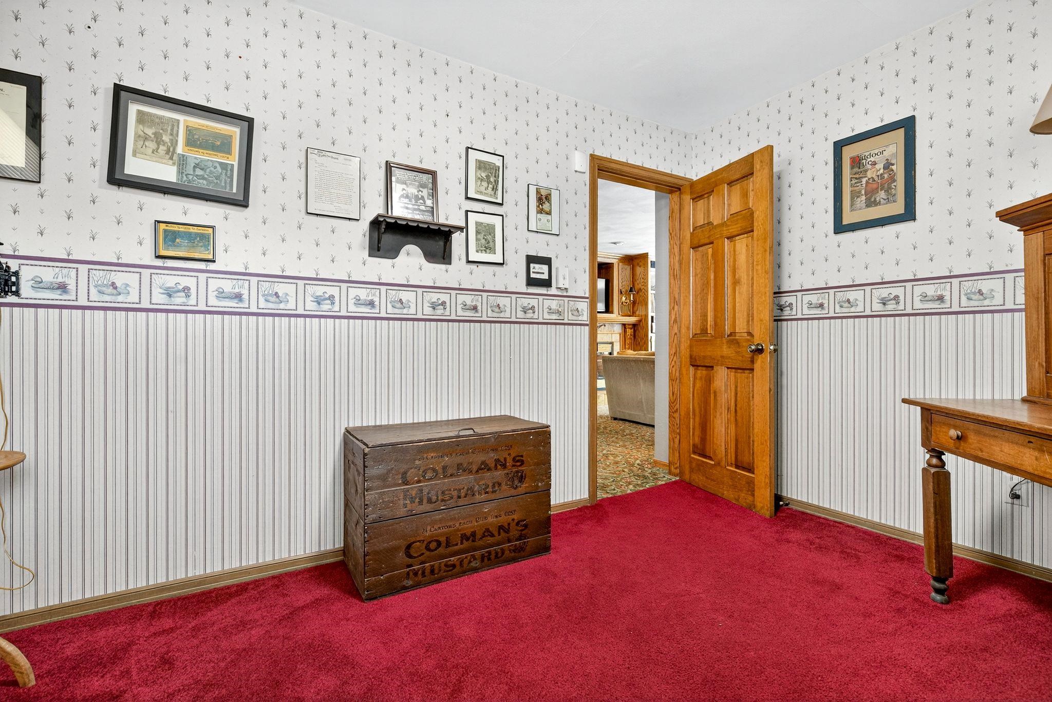 Hortonville, Wisconsin, 54944-9435, United States, 5 Bedrooms Bedrooms, ,4 BathroomsBathrooms,Residential,For Sale,1977478