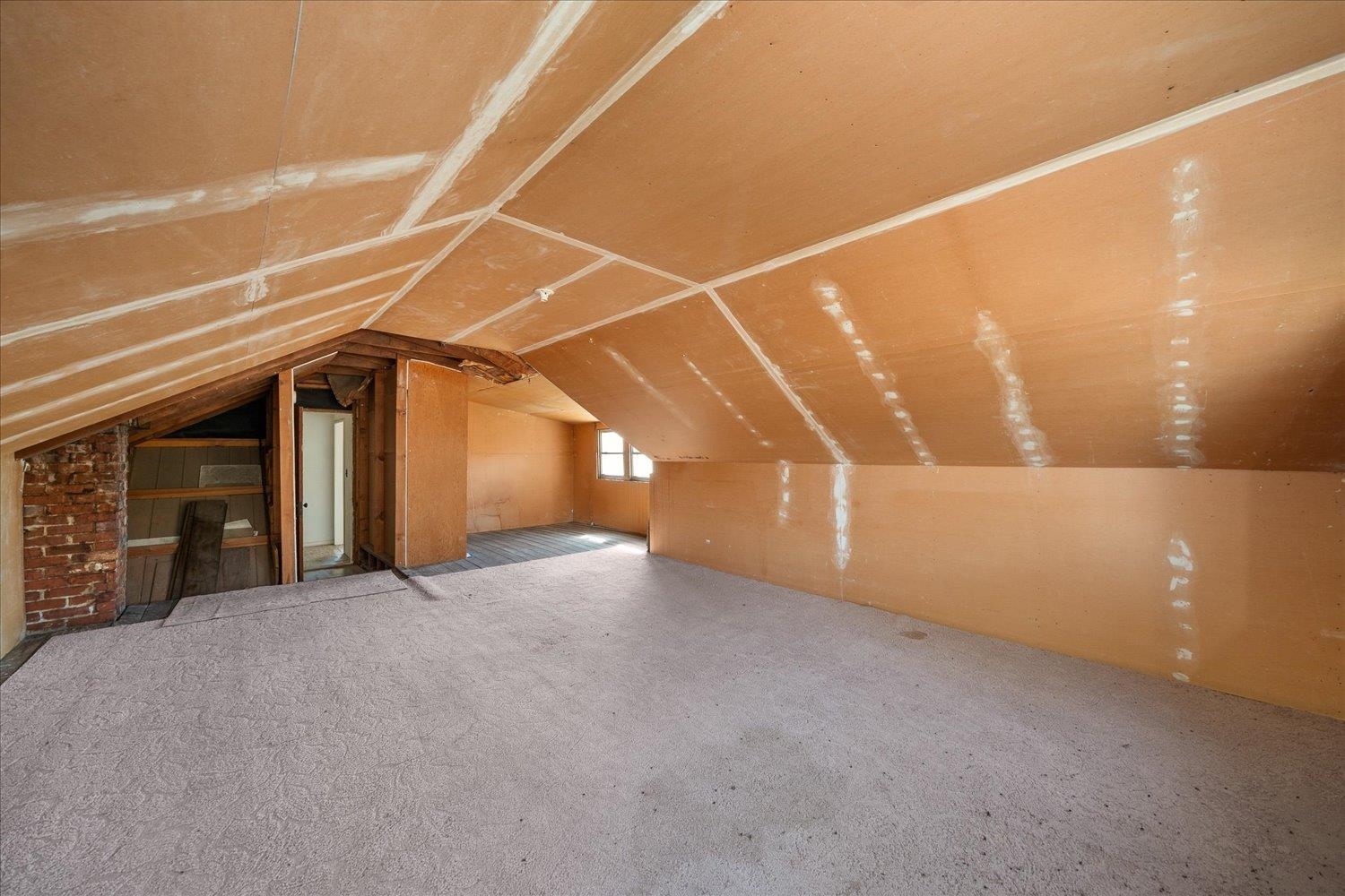 Rosalia, Washington, 99170, United States, 3 Bedrooms Bedrooms, ,2 BathroomsBathrooms,Residential,For Sale,1943009