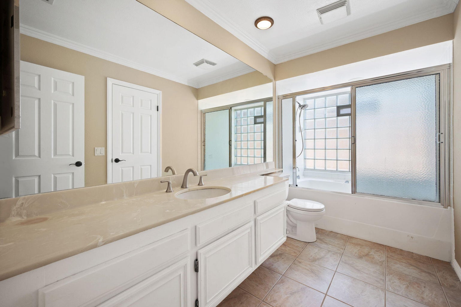 Cathedral City, California, 92234, United States, 3 Bedrooms Bedrooms, ,2 BathroomsBathrooms,Residential,For Sale,1921593