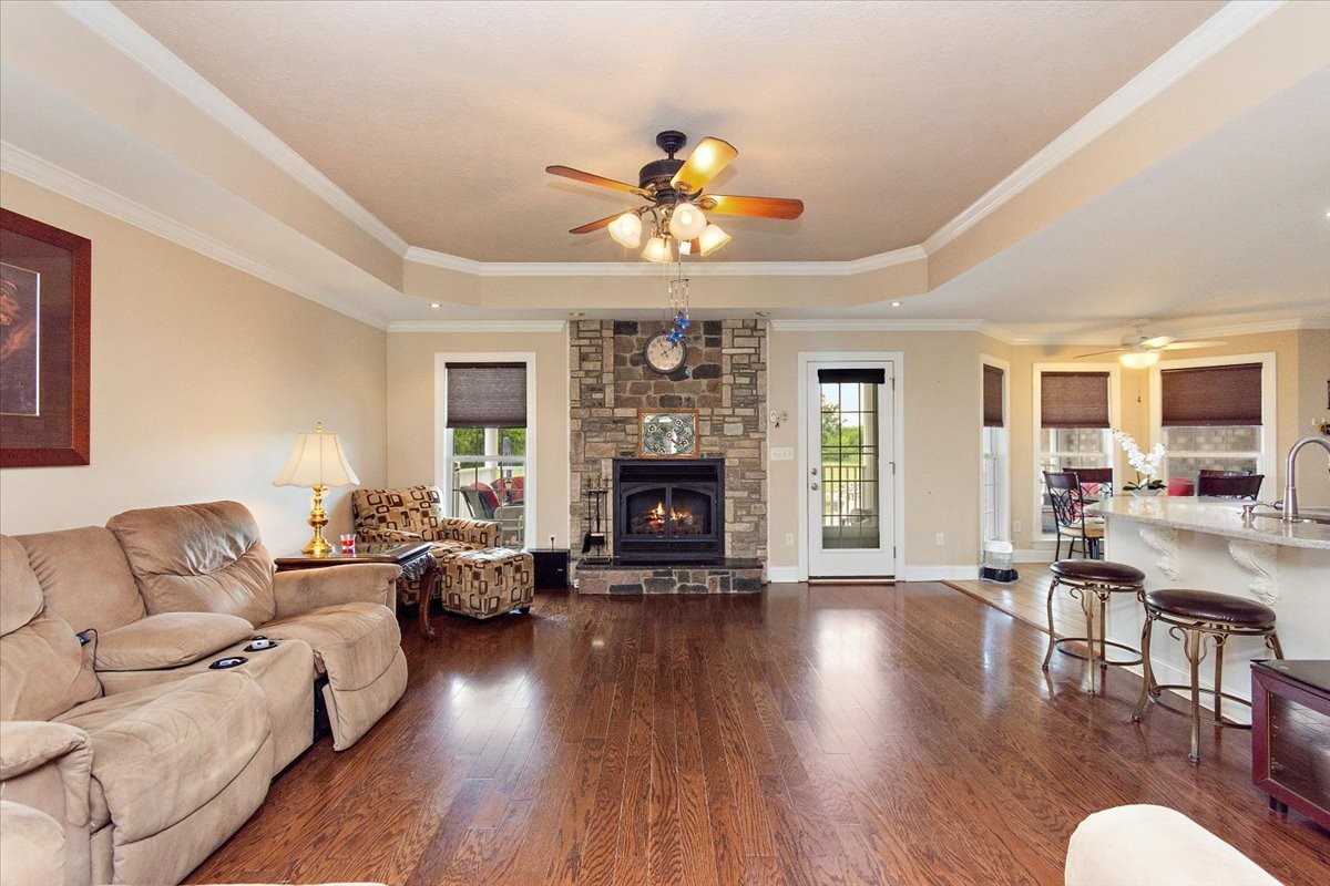 Bell Buckle, Tennessee, 37020, United States, 3 Bedrooms Bedrooms, ,3 BathroomsBathrooms,Residential,For Sale,1898483