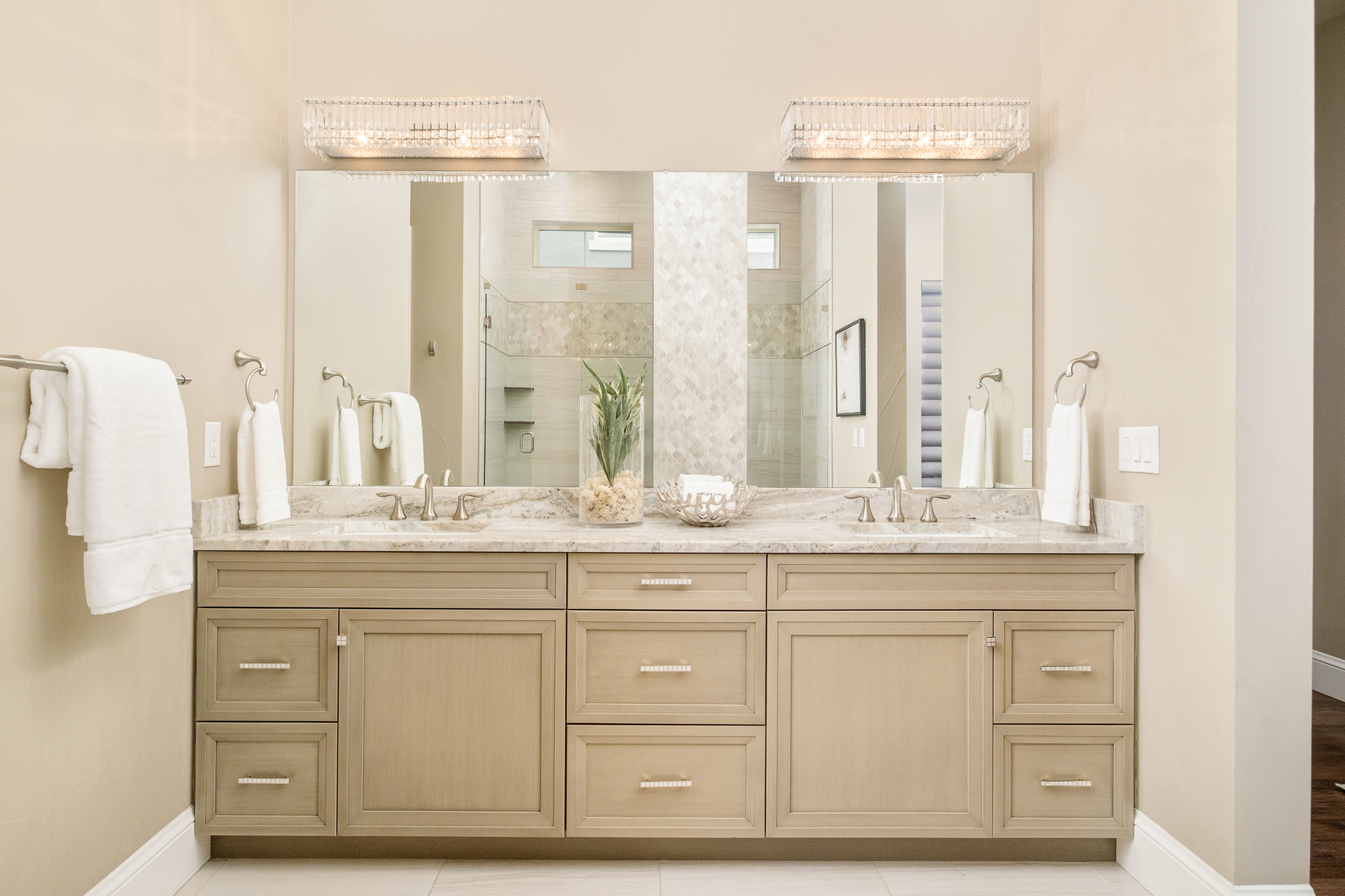  where  luxury meets modern convenience - 物件實景