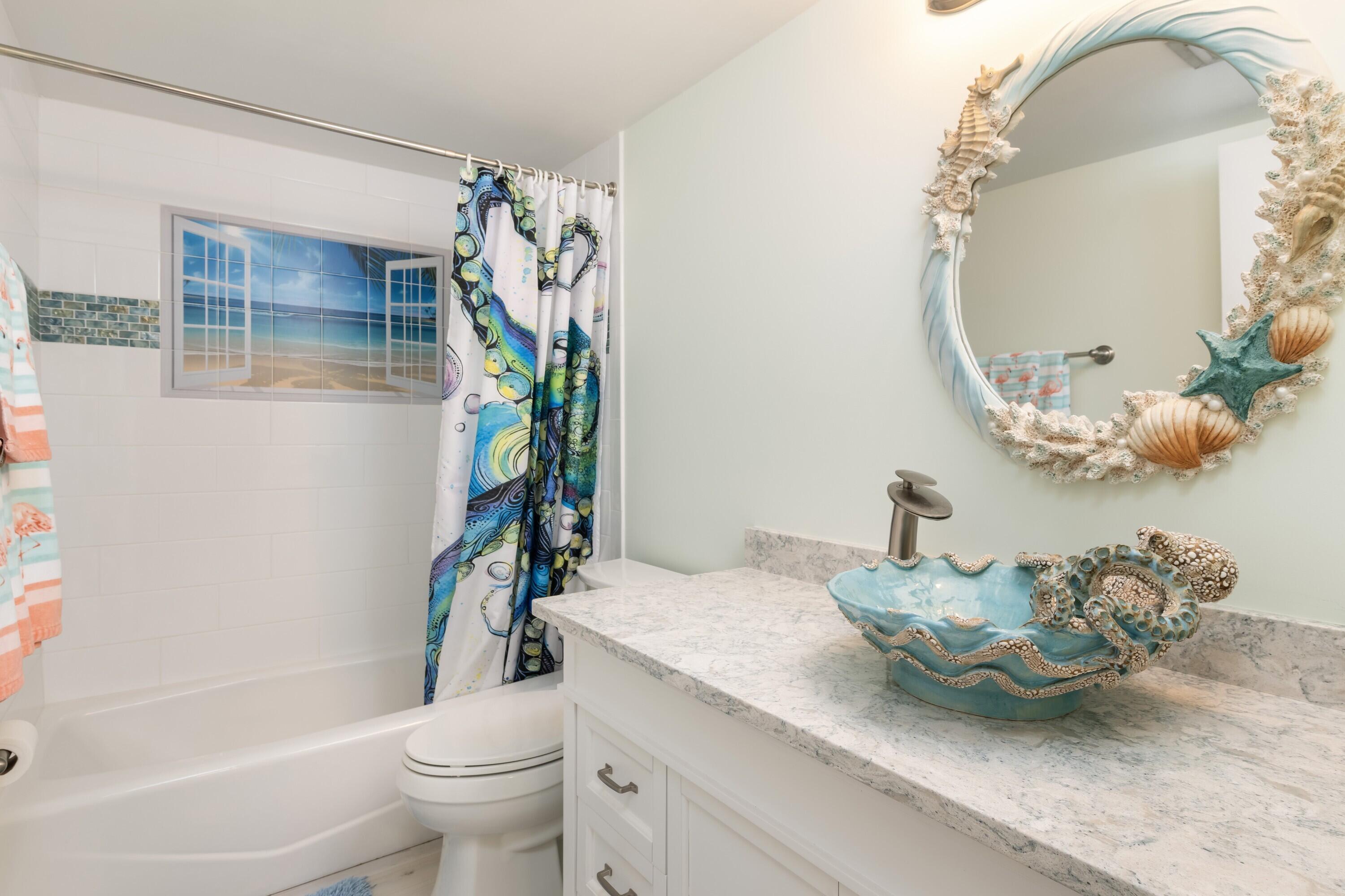 MARATHON, Florida, 33050, United States, 3 Bedrooms Bedrooms, ,2 BathroomsBathrooms,Residential,For Sale,2001809