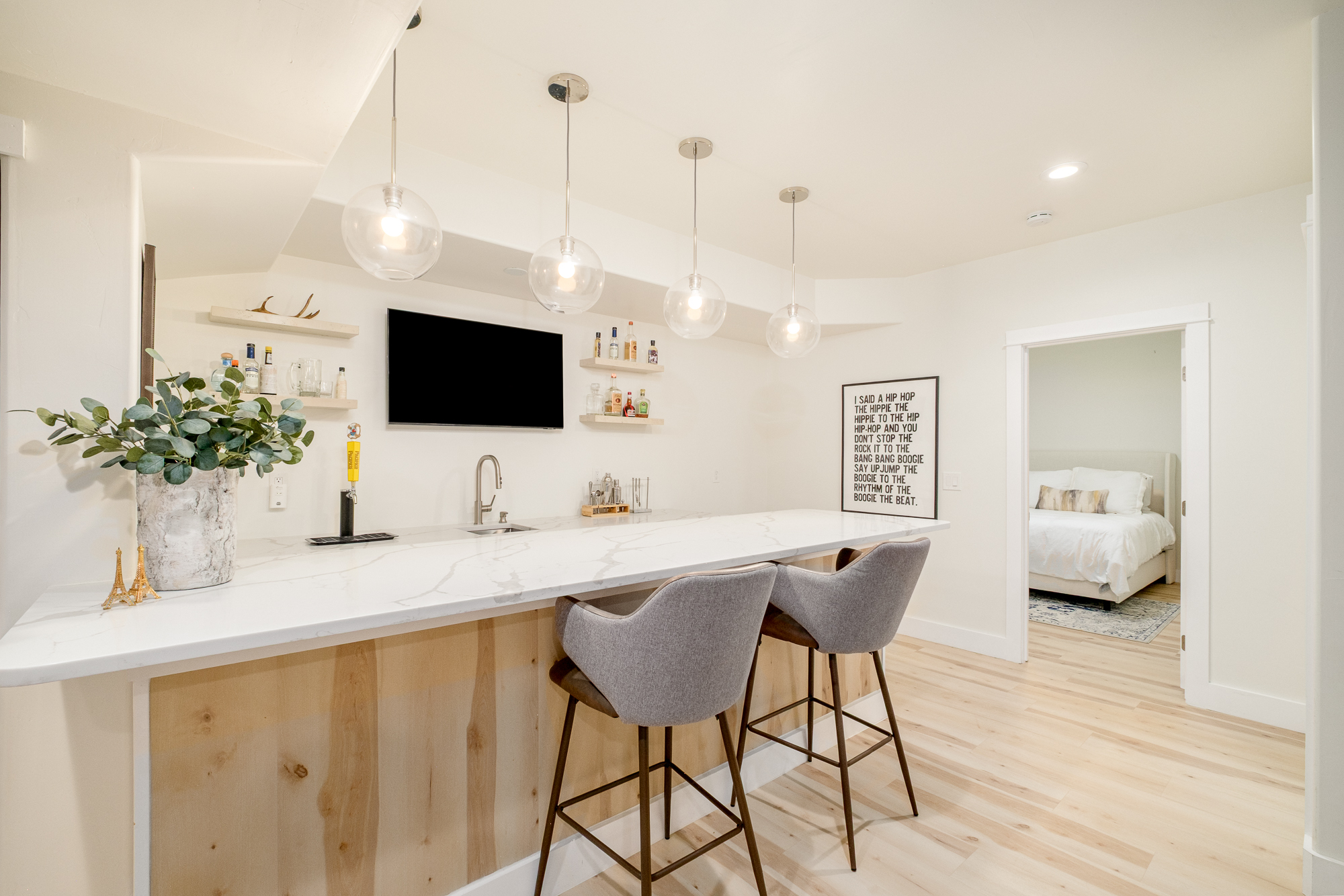  Beautifully Reimagined Residence In The Heart Of University Hills - 物件實景