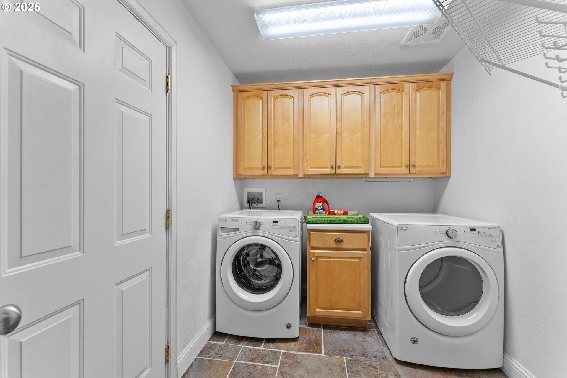 Brookings, Oregon, 97415, United States, 3 Bedrooms Bedrooms, ,2 BathroomsBathrooms,Residential,For Sale,1974260