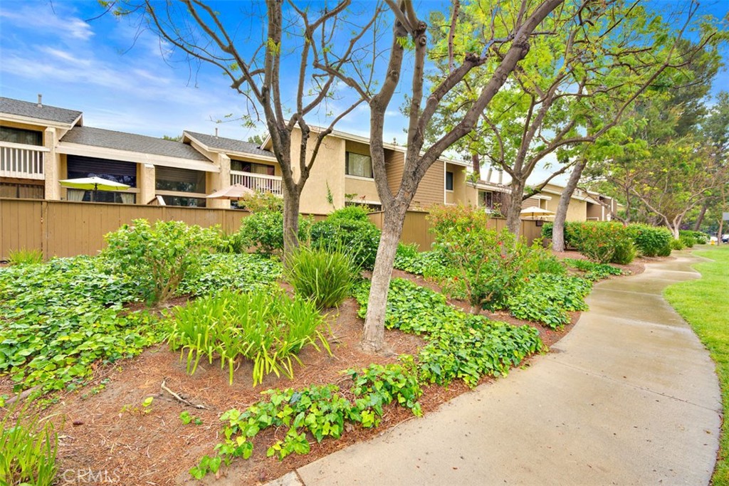 Irvine, California, 92620, United States, 1 Bedroom Bedrooms, ,2 BathroomsBathrooms,Residential,For Sale,1906882