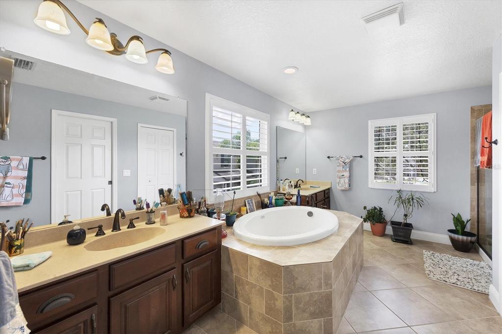 North Port, Florida, 34289, United States, 4 Bedrooms Bedrooms, ,4 BathroomsBathrooms,Residential,For Sale,1925725