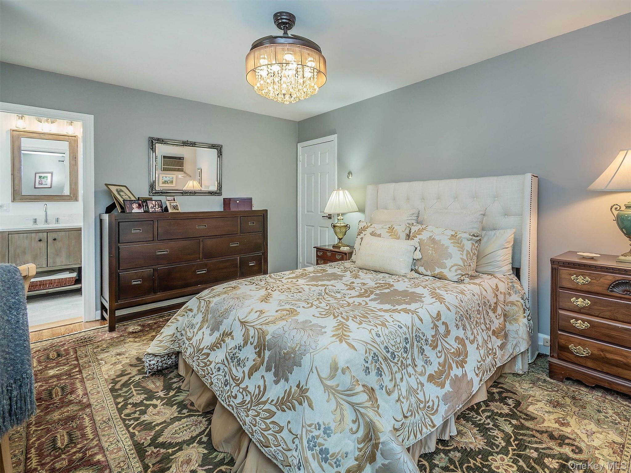  53 Plymouth Drive S, Glen Head, NY, 11545 - 物件實景