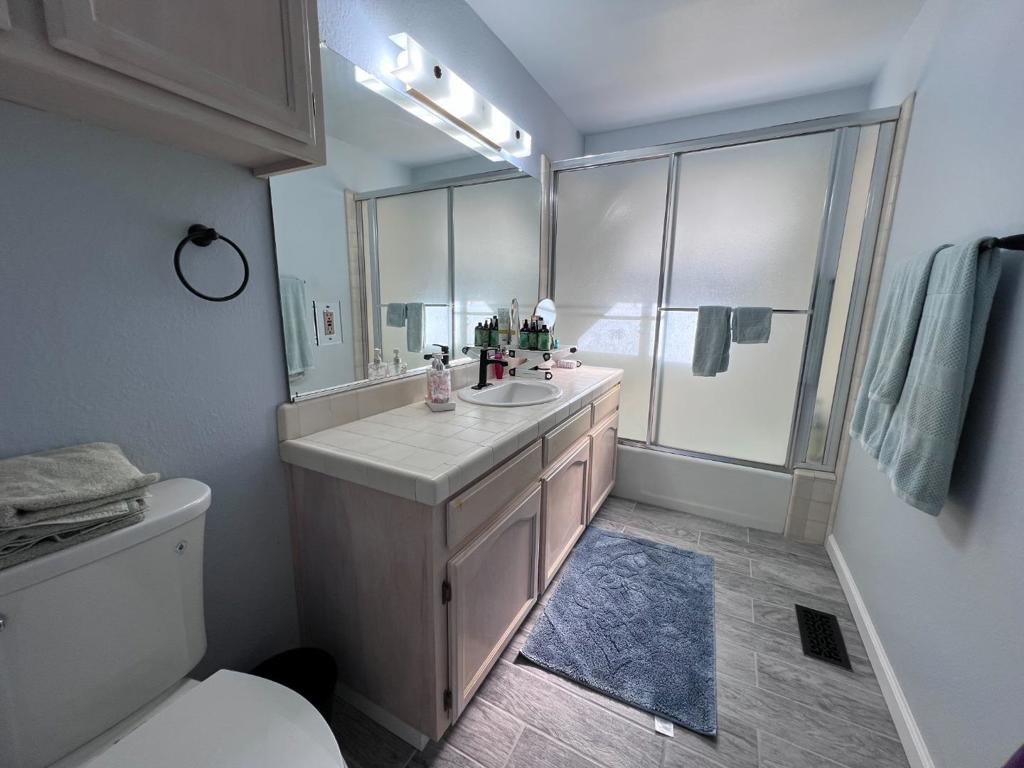 Aromas, California, 95004, United States, 3 Bedrooms Bedrooms, ,3 BathroomsBathrooms,Residential,For Sale,2048722