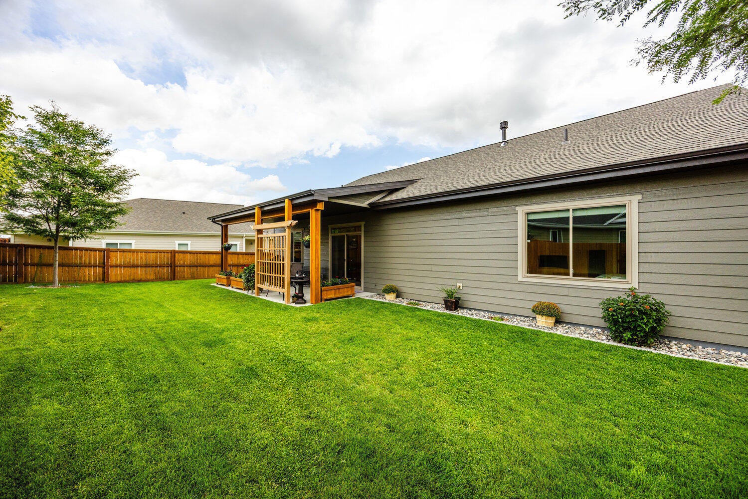 Sheridan, Wyoming, 82801, United States, 4 Bedrooms Bedrooms, ,2 BathroomsBathrooms,Residential,For Sale,1980620