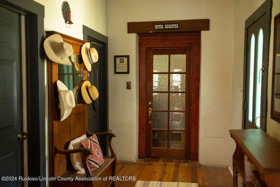 Lincoln, New Mexico, 88338, United States, 7 Bedrooms Bedrooms, ,9 BathroomsBathrooms,Residential,For Sale,1974977