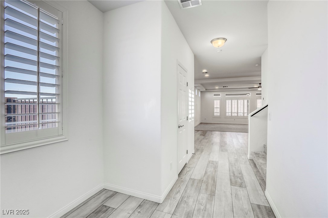 Las Vegas, Nevada, 89139, United States, 4 Bedrooms Bedrooms, ,3 BathroomsBathrooms,Residential,For Sale,1908480