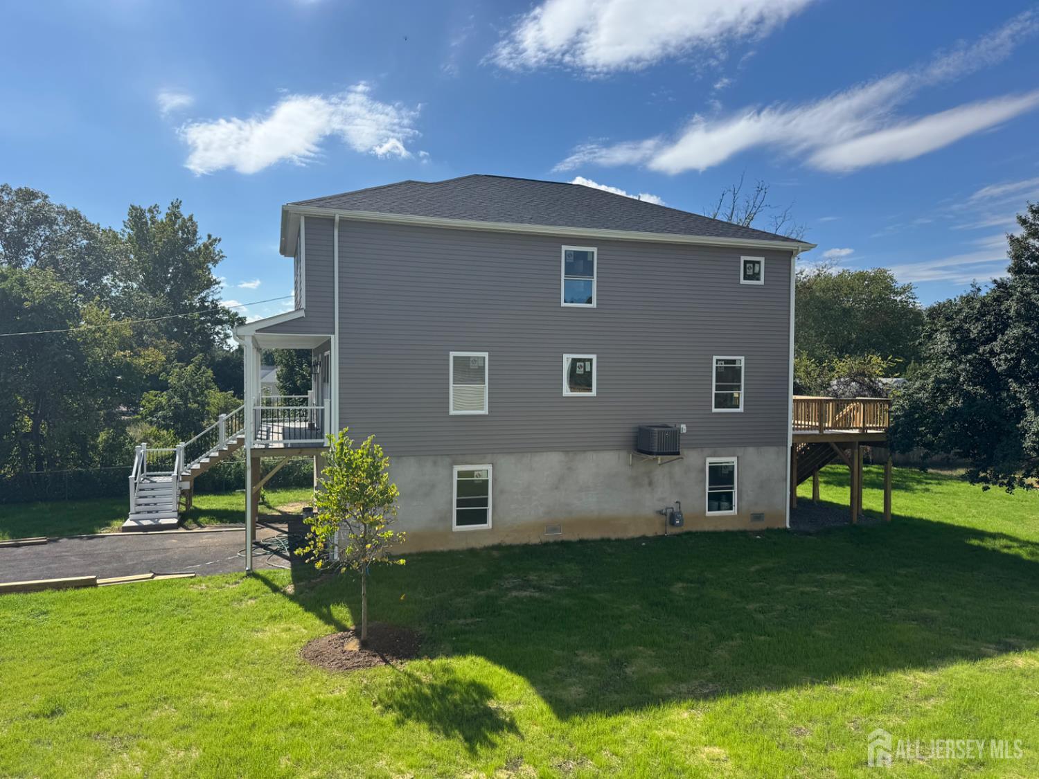 Sayreville, New Jersey, 08857, United States, 4 Bedrooms Bedrooms, ,3 BathroomsBathrooms,Residential,For Sale,1981963