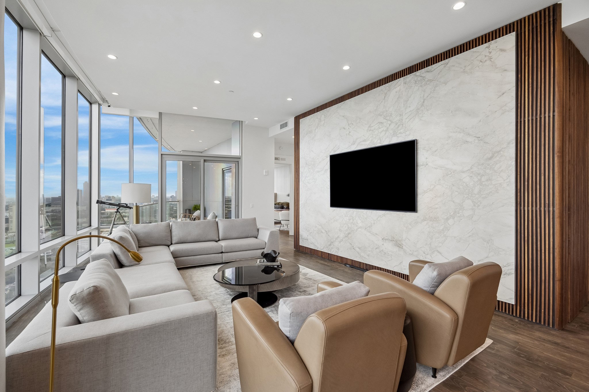  2727 Kirby Drive #27J - 物件實景