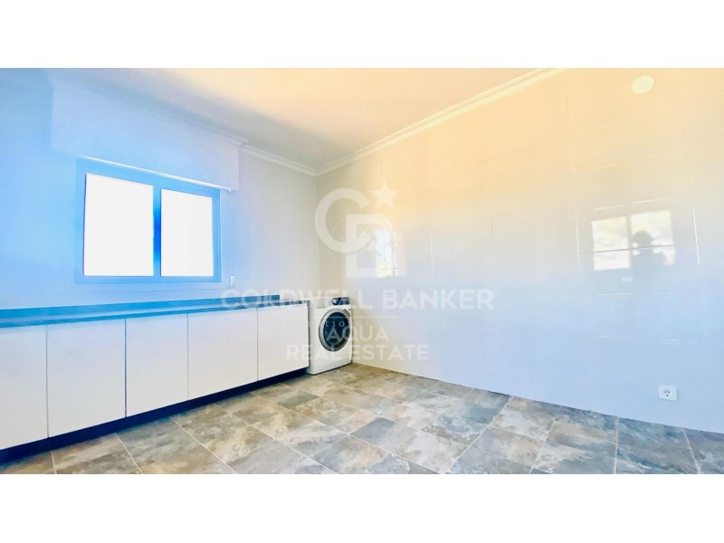 Alicante, l'Alf?s del Pi, Alfaz del Pi Pueblo-Urb, l'Alfàs del Pi, Comunidad Valenciana, 03580, ES, 7 Bedrooms Bedrooms, ,4 BathroomsBathrooms,Residential,For Sale,Alicante, l'Alf?s del Pi, Alfaz del Pi Pueblo-Urb,1603001
