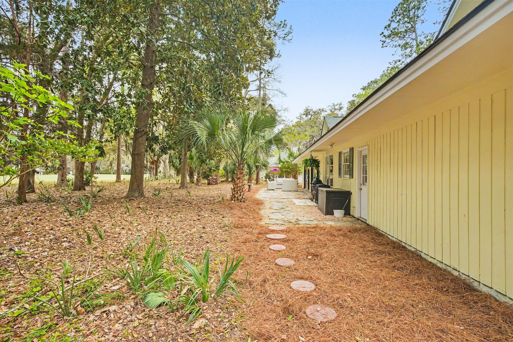  Lovely Updated Cottage in The Landings Gated Community - 物件實景