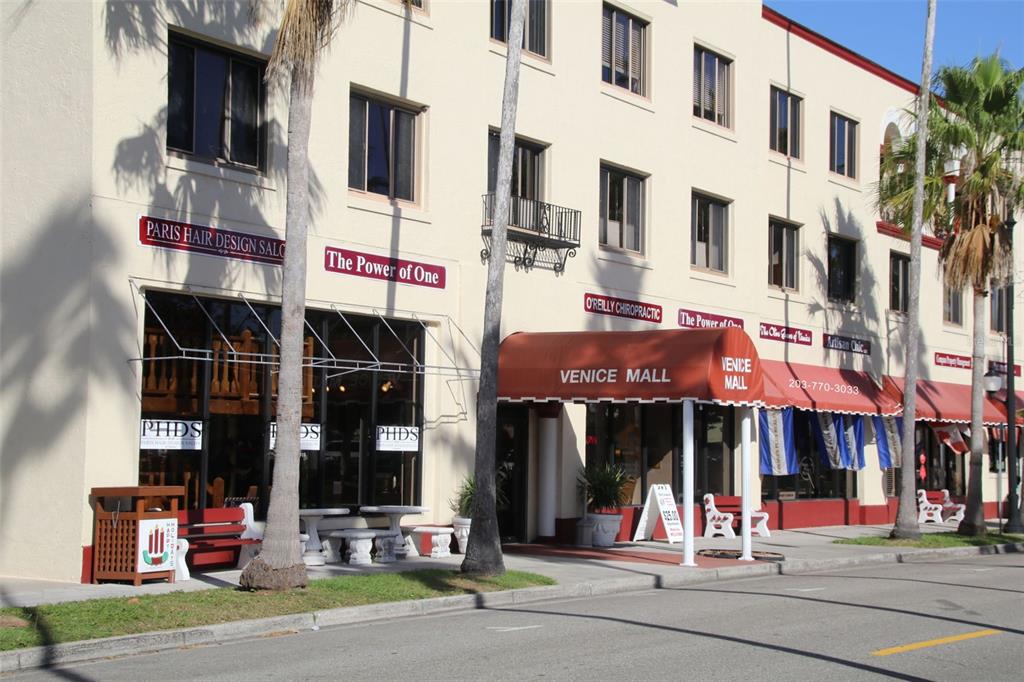 Nokomis, Florida, 34275, United States, 4 Bedrooms Bedrooms, ,2 BathroomsBathrooms,Residential,For Sale,2003329