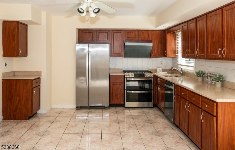 Parsippany, New Jersey, 07054-2126, United States, 4 Bedrooms Bedrooms, ,3 BathroomsBathrooms,Residential,For Sale,1976292