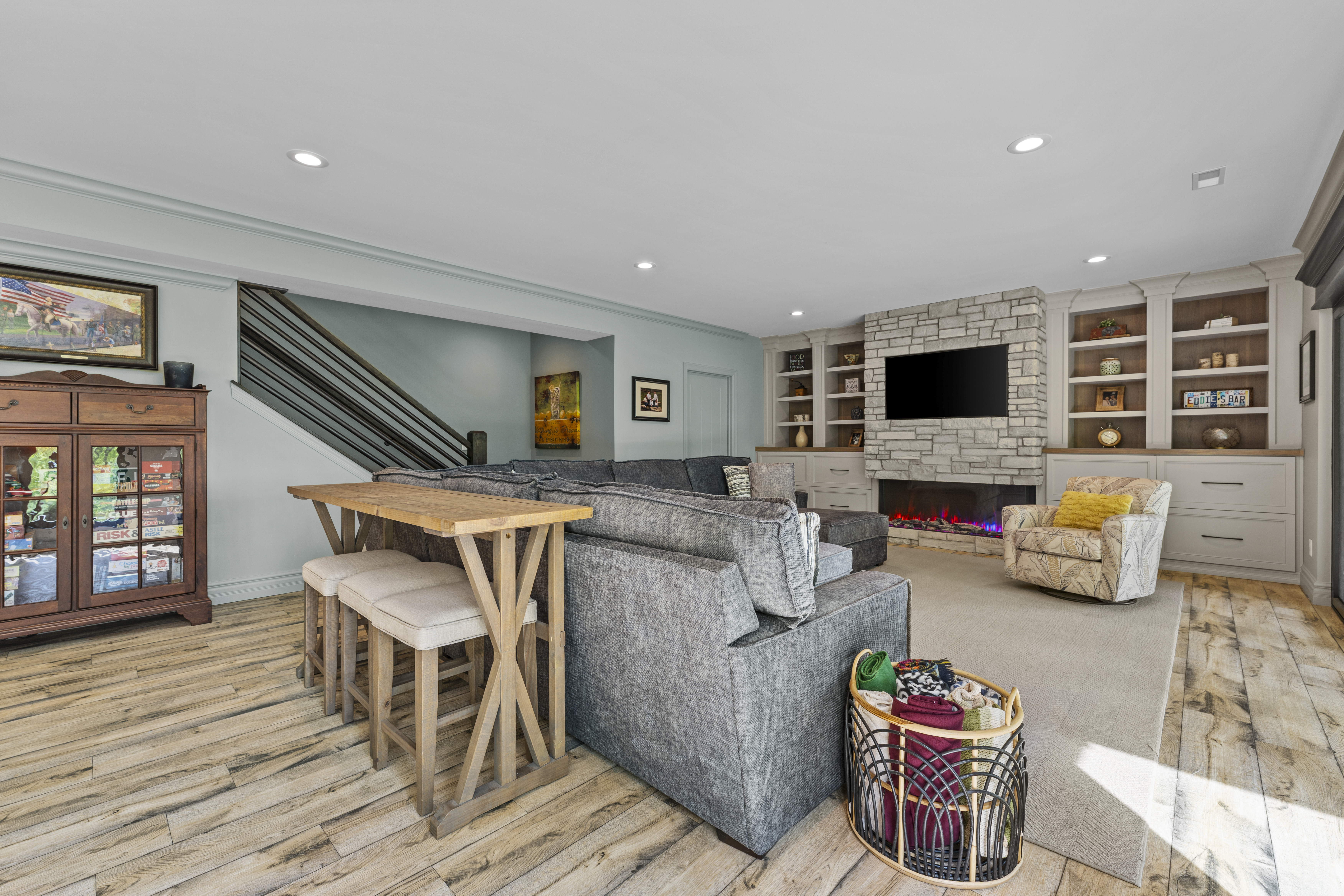  Discover unmatched luxury and versatility in this custom Craftsman-style estate - 物件實景