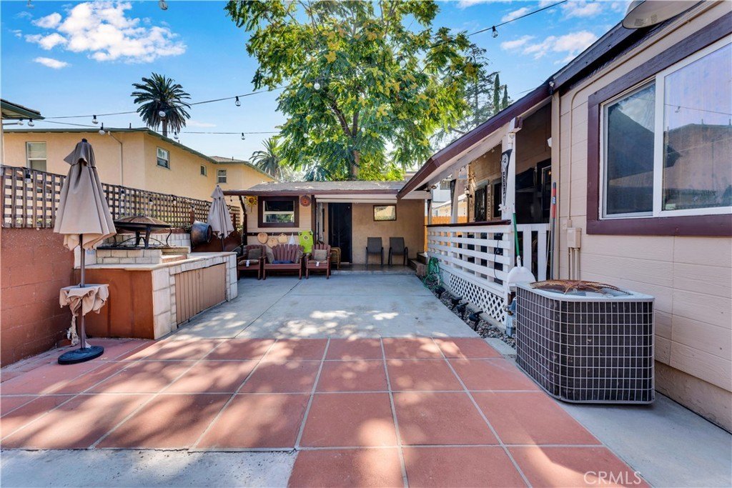 Pasadena, California, 91104, United States, 2 Bedrooms Bedrooms, ,1 BathroomBathrooms,Residential,For Sale,1944799