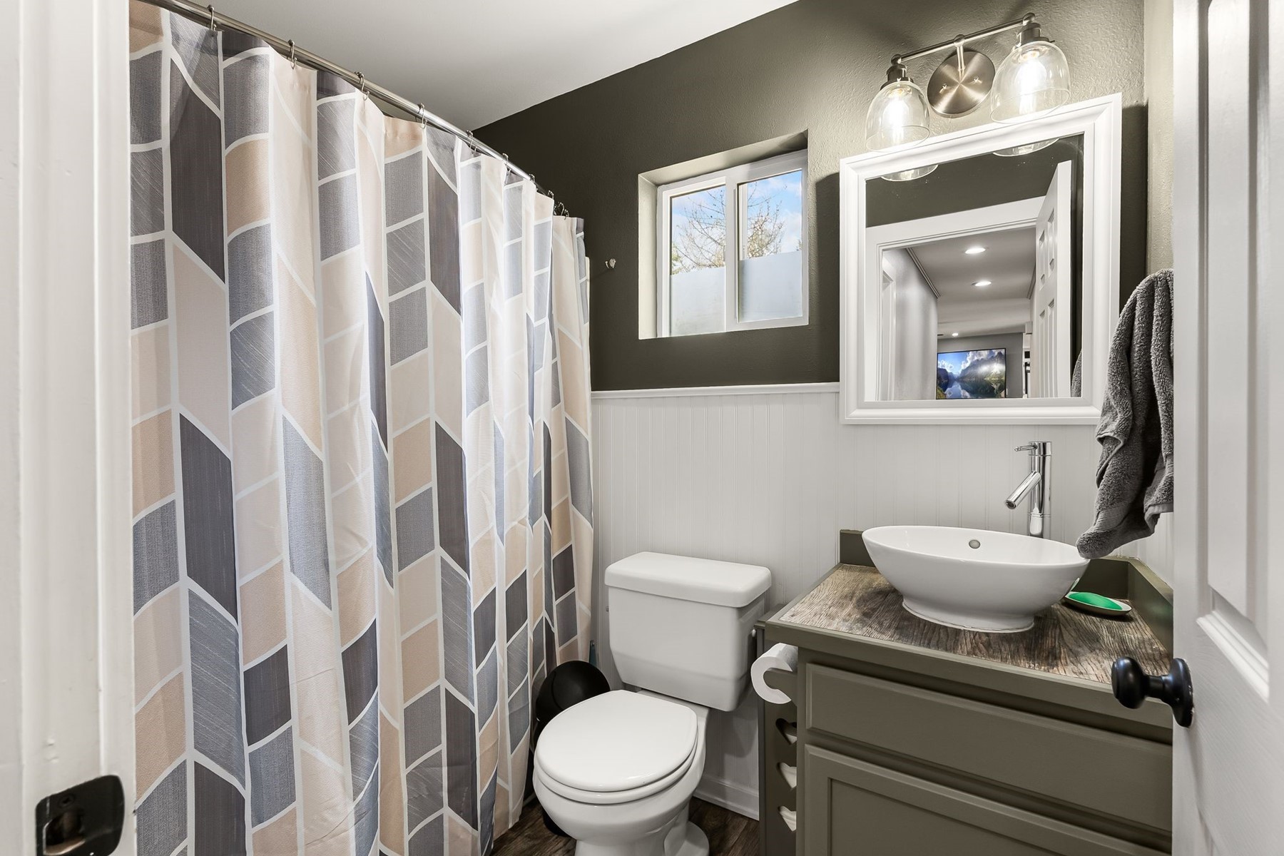  Sagle Multi-Generational - 物件實景