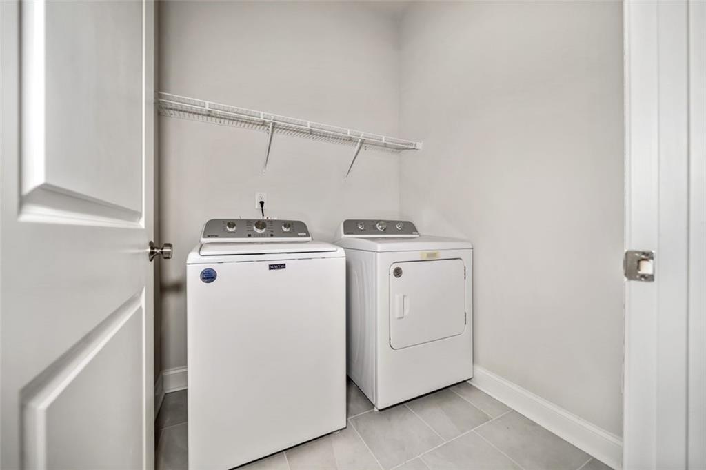 Canton, Georgia, 30115, United States, 4 Bedrooms Bedrooms, ,4 BathroomsBathrooms,Residential,For Sale,1866443