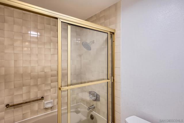 San Diego, California, 92122, United States, 2 Bedrooms Bedrooms, ,2 BathroomsBathrooms,Residential,For Sale,2040676