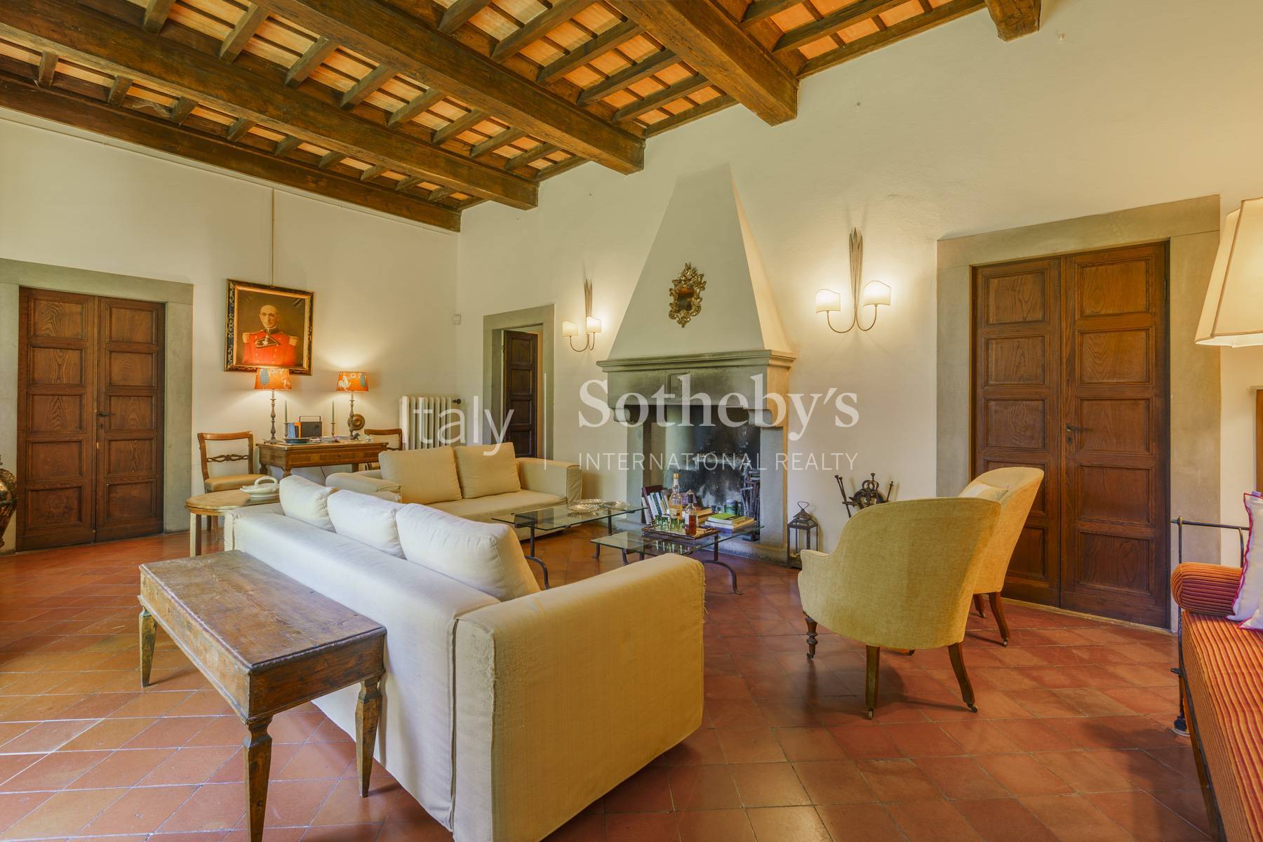  Prestigious estate with private pool - 物件實景