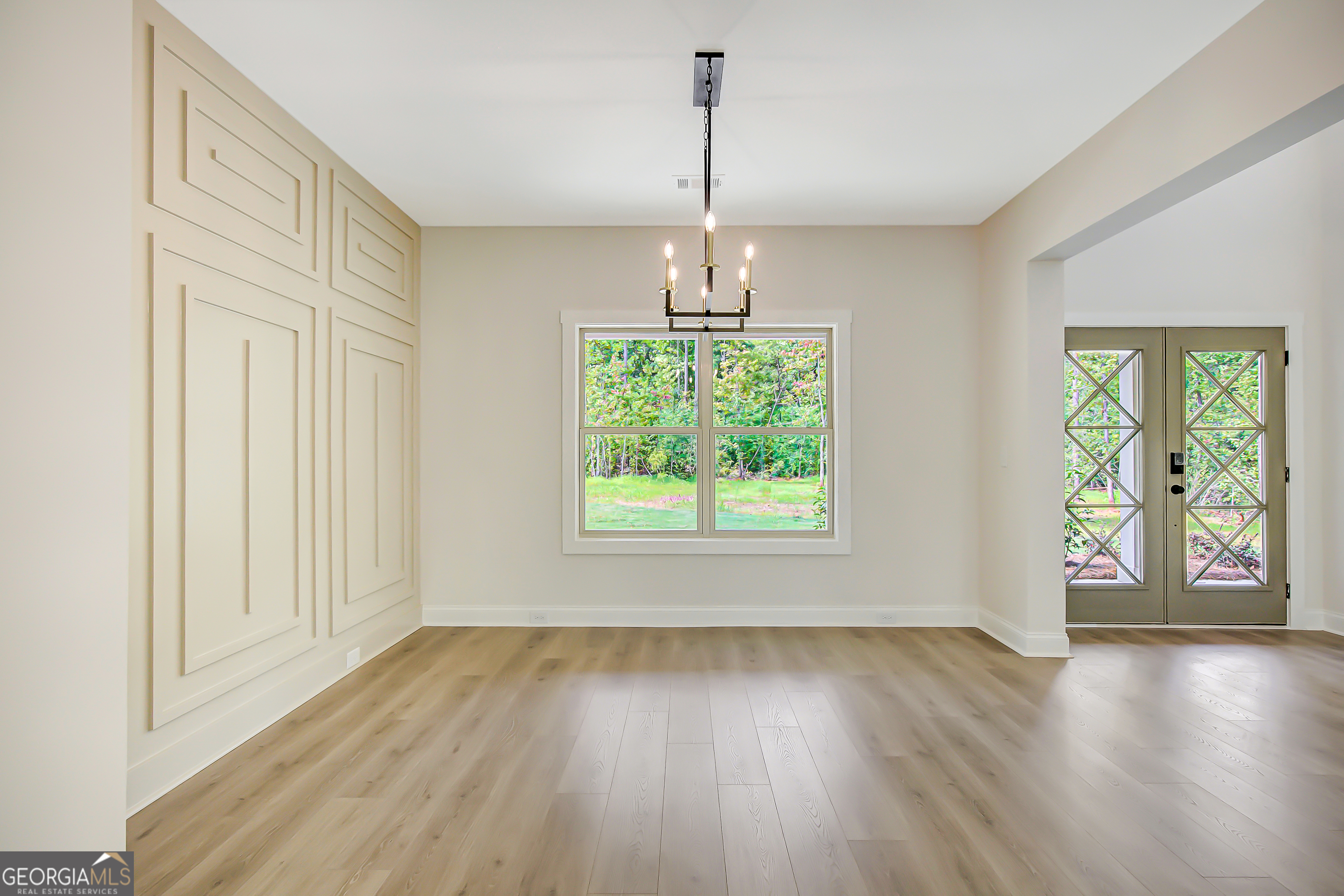 Senoia, Georgia, 30276, United States, 5 Bedrooms Bedrooms, ,4 BathroomsBathrooms,Residential,For Sale,1901806