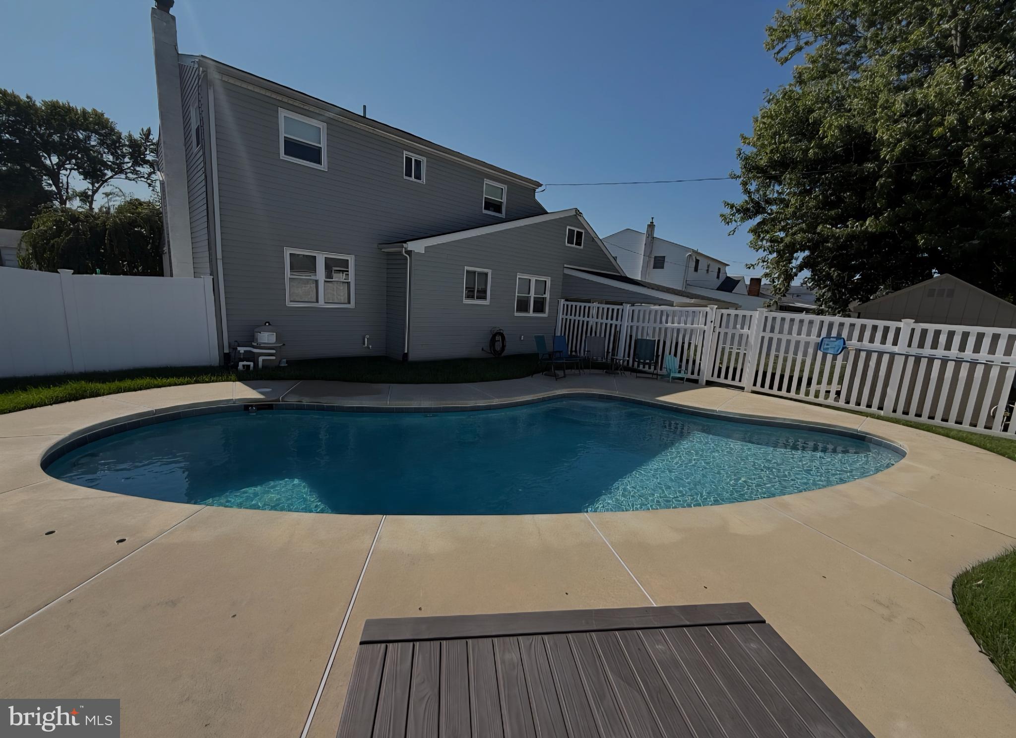 FAIRLESS HILLS, Pennsylvania, 19030, United States, 5 Bedrooms Bedrooms, ,3 BathroomsBathrooms,Residential,For Sale,1981454