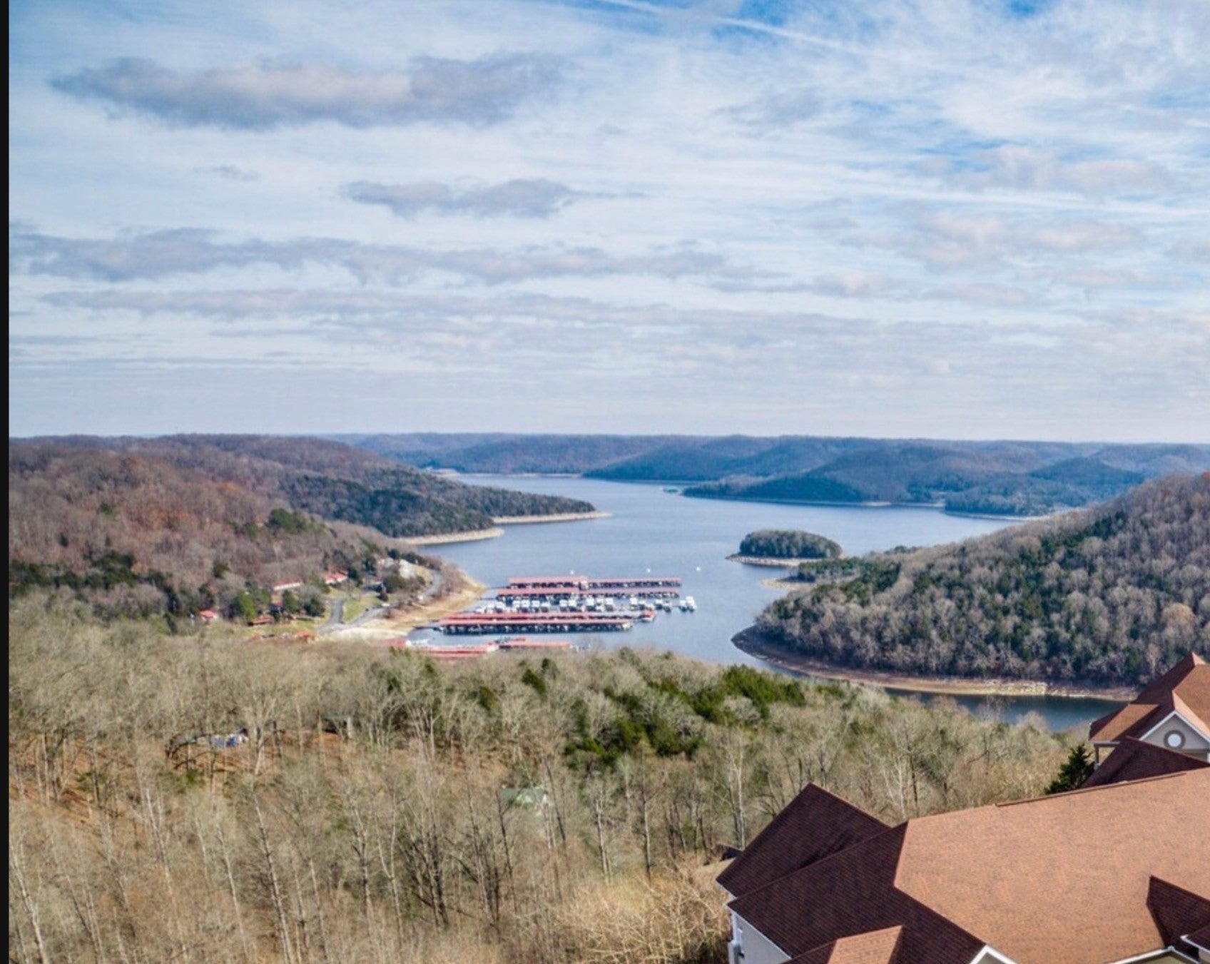 Lancaster, Tennessee, 38569, United States, 3 Bedrooms Bedrooms, ,2 BathroomsBathrooms,Residential,For Sale,2008994