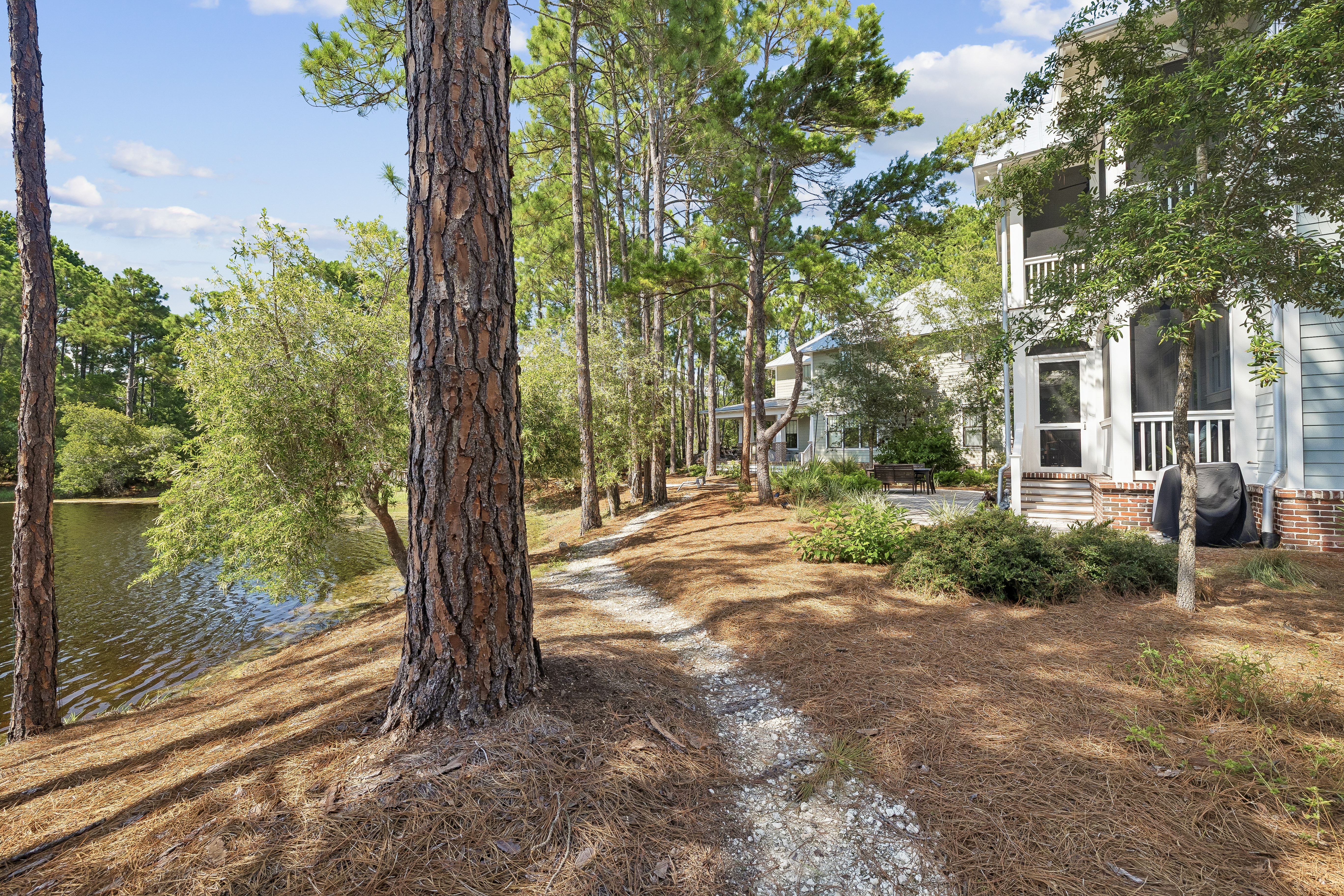  Custom-Built Lakefront Retreat in Gated 30A Community - 物件實景