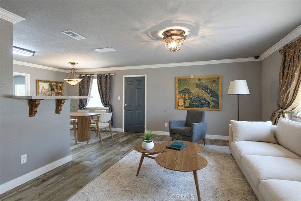 Redlands, California, 92374, United States, 5 Bedrooms Bedrooms, ,1 BathroomBathrooms,Residential,For Sale,2005223