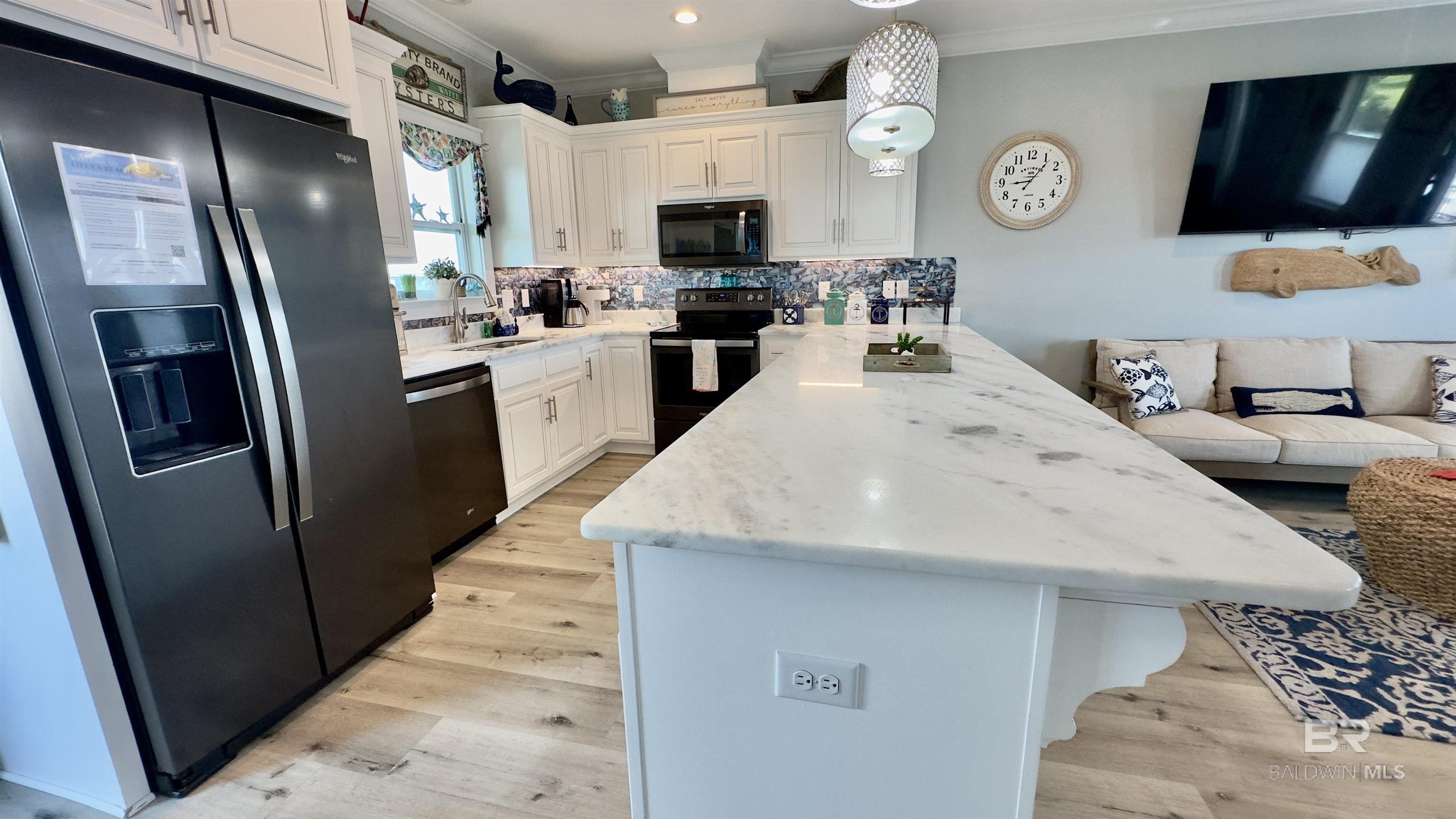 Dauphin Island, Alabama, 36528-4221, United States, 2 Bedrooms Bedrooms, ,2 BathroomsBathrooms,Residential,For Sale,1861943