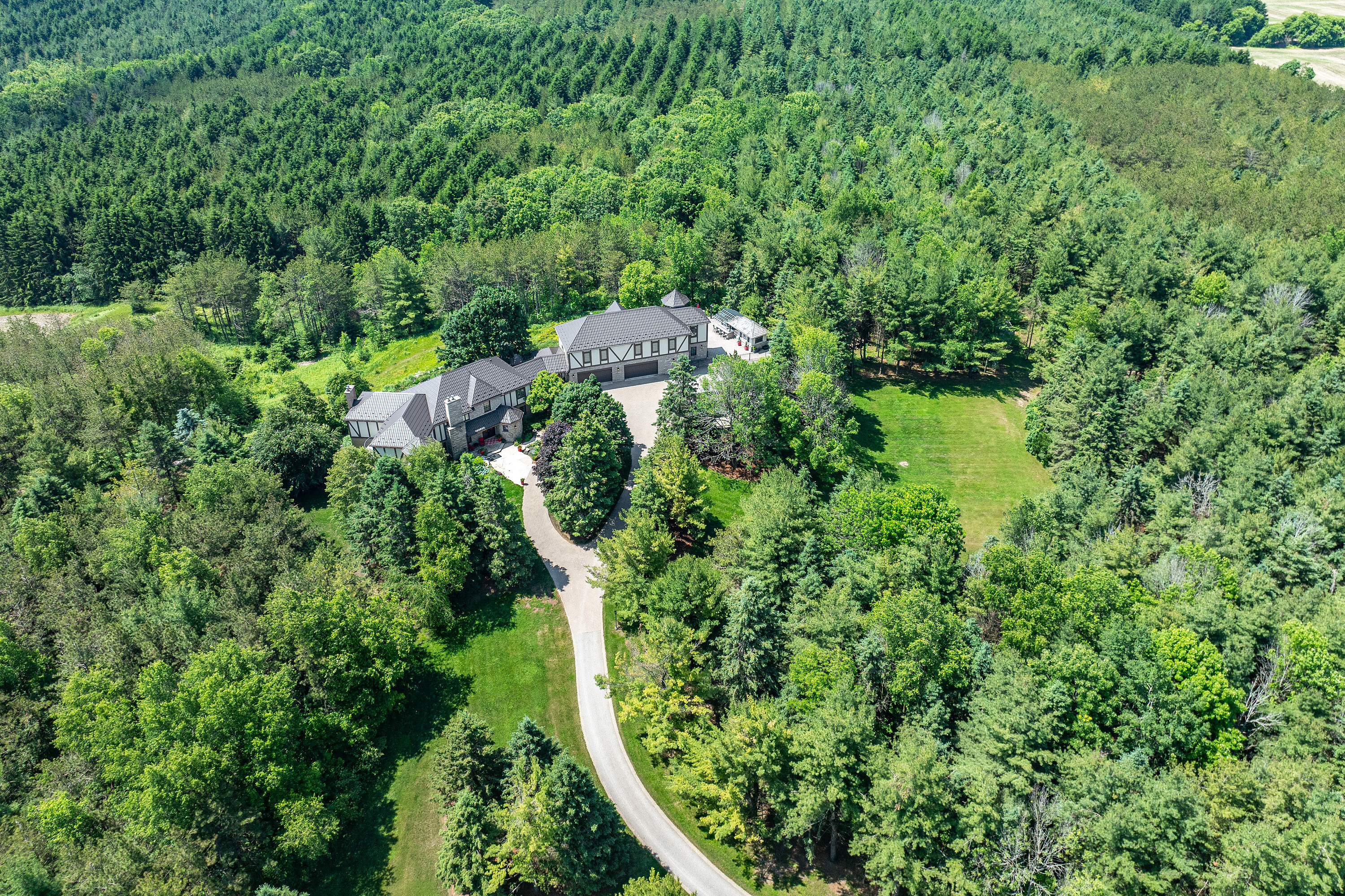  Spectacular Family Estate - 物件實景