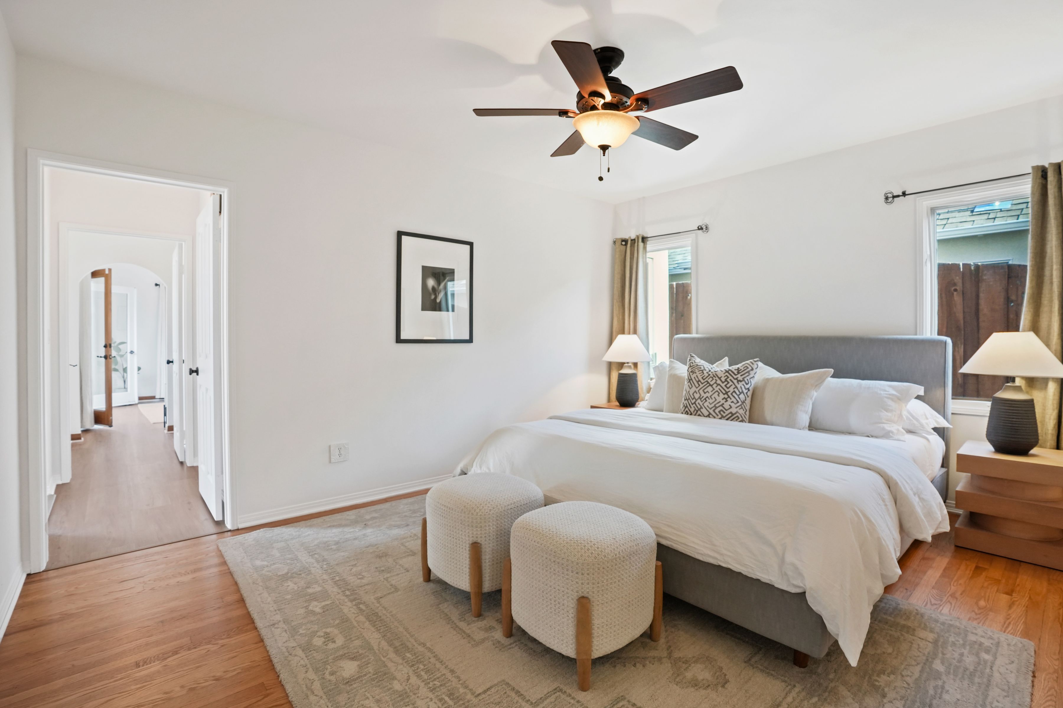  6506 Colbath Avenue - 物件實景