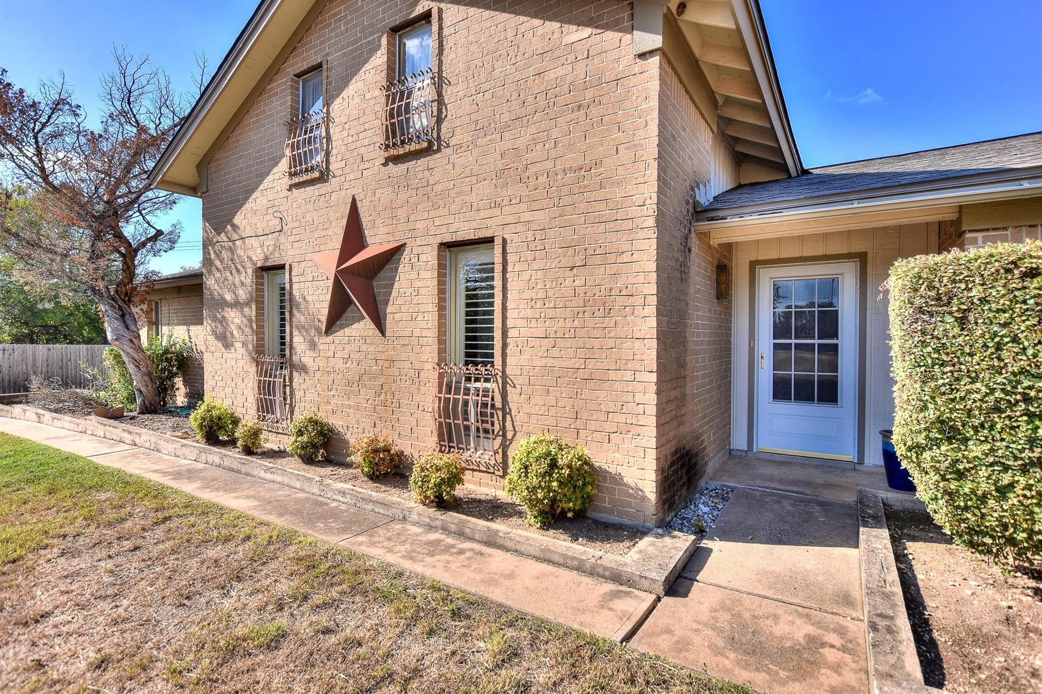 Georgetown, Texas, 78628, United States, 3 Bedrooms Bedrooms, ,3 BathroomsBathrooms,Residential,For Sale,1977027