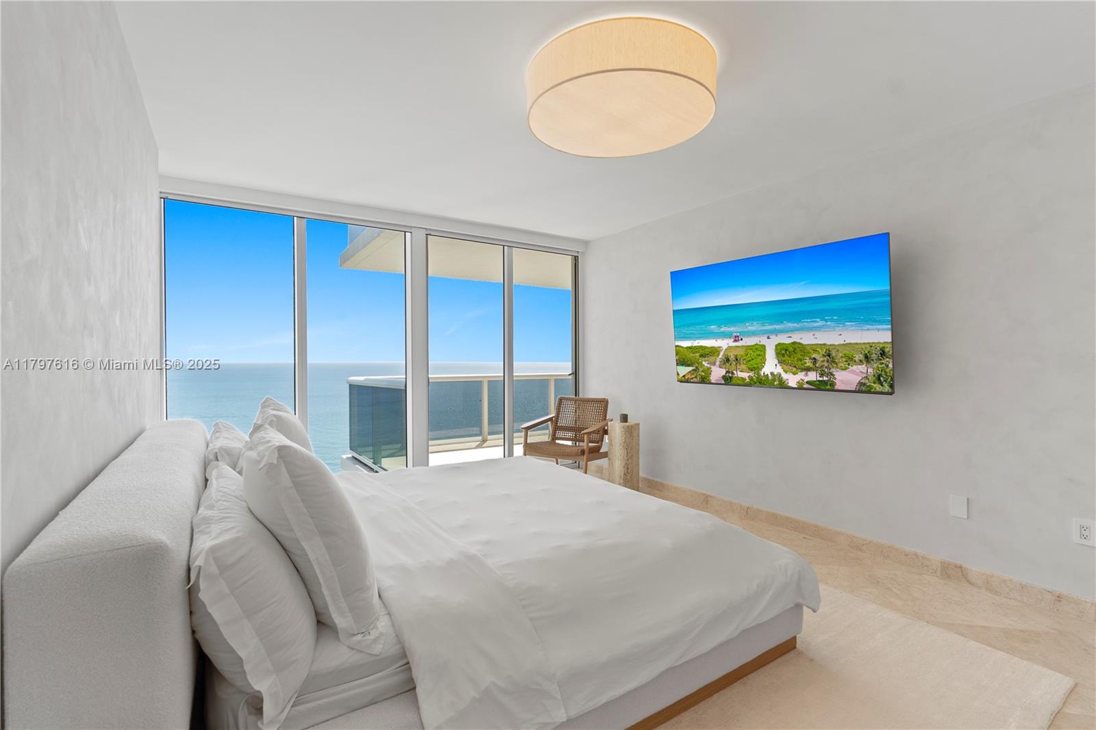 Sunny Isles Beach, Florida, 33160, United States, 3 Bedrooms Bedrooms, ,5 BathroomsBathrooms,Residential,For Sale,1796970