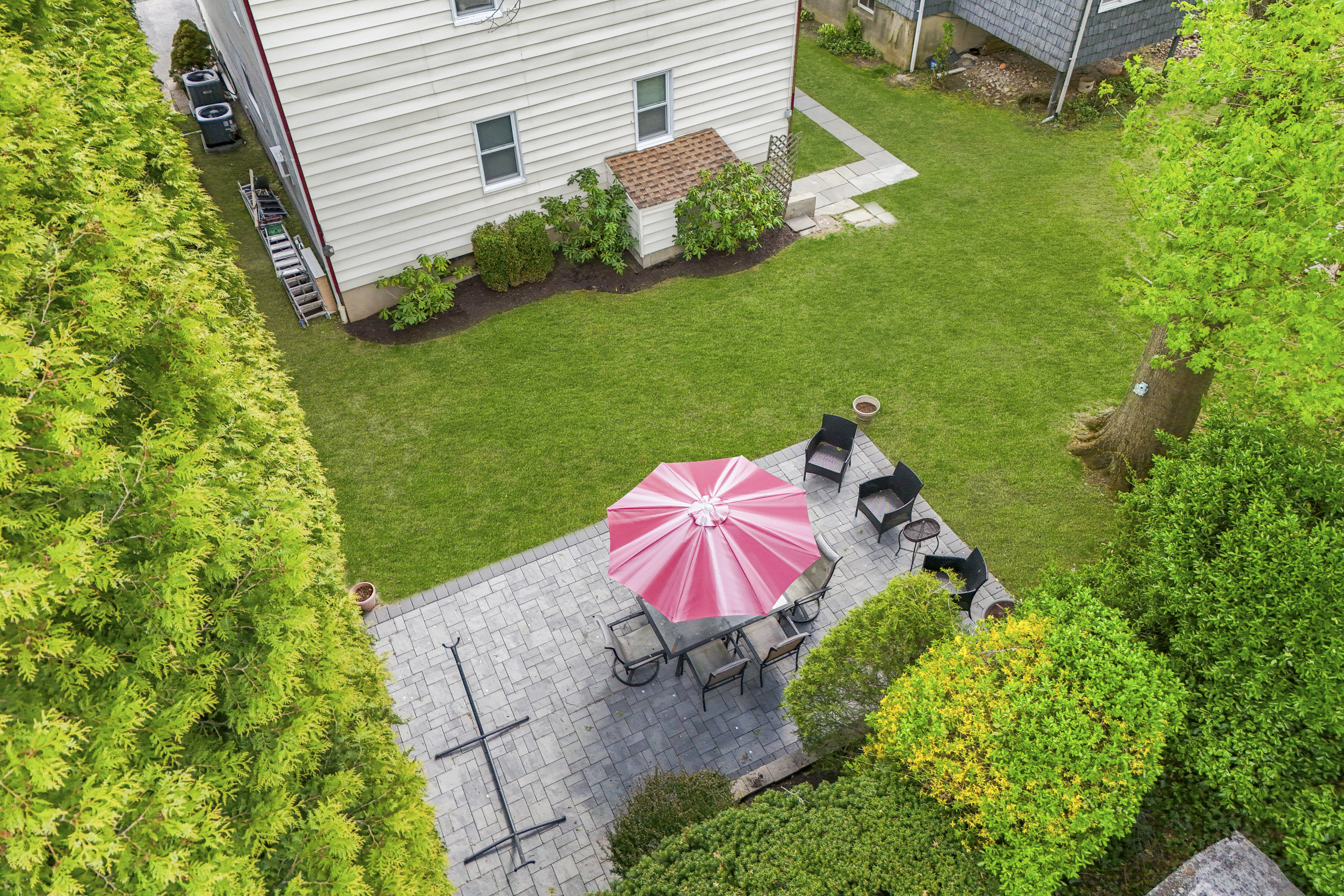  Lovely Harrison Two-Family Duplex - 物件實景